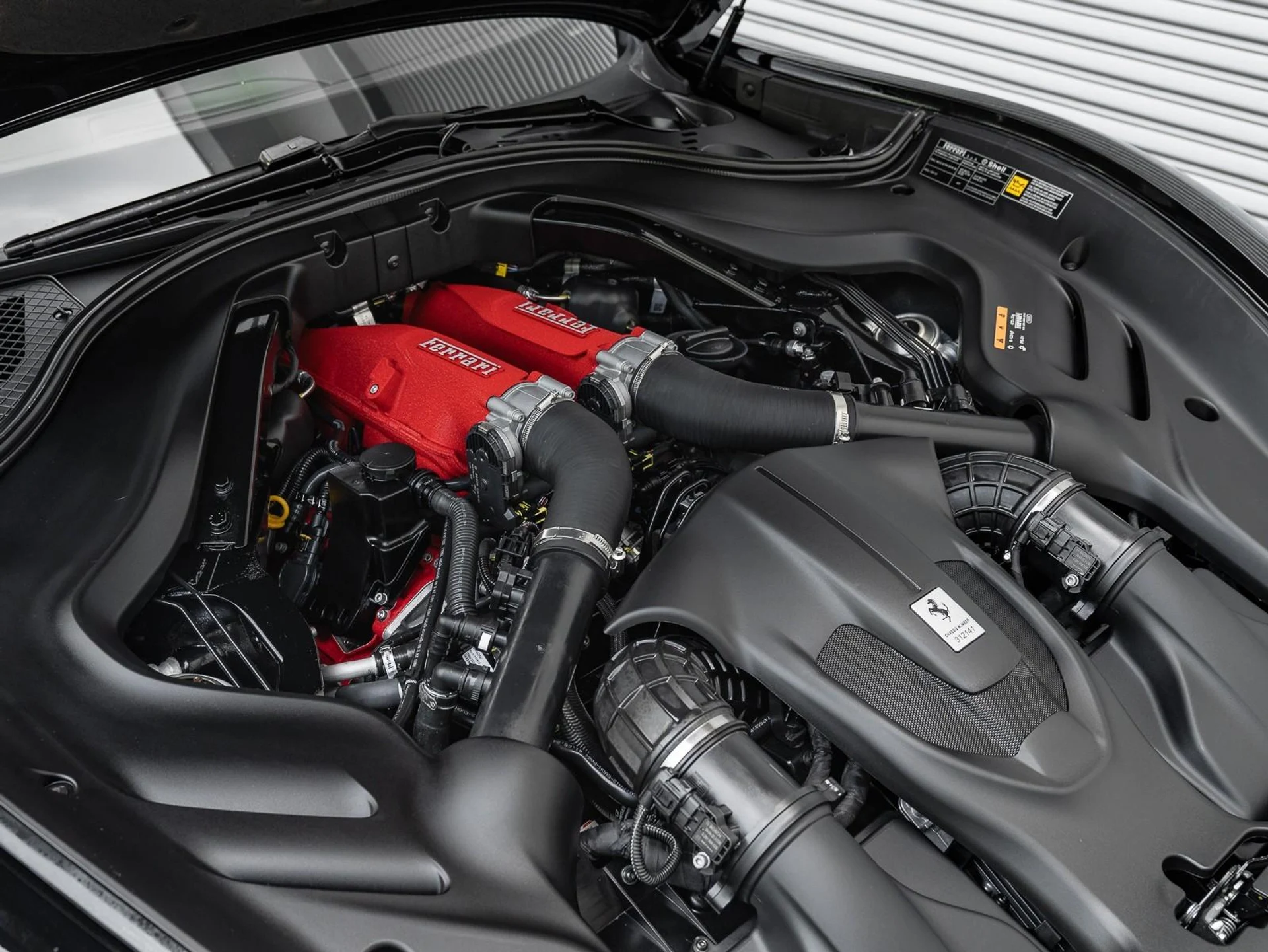 mph034_661101918_Used_2025_Ferrari_Roma_Spider_1759774238_2dcc203ccd