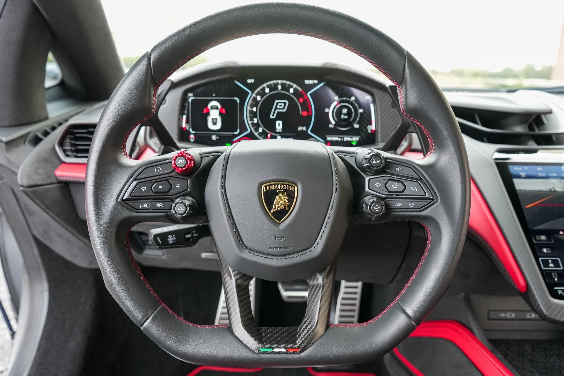 mph034_665699851_Used_2025_Lamborghini_Revuelto_1790108001_c97ed7ba0e