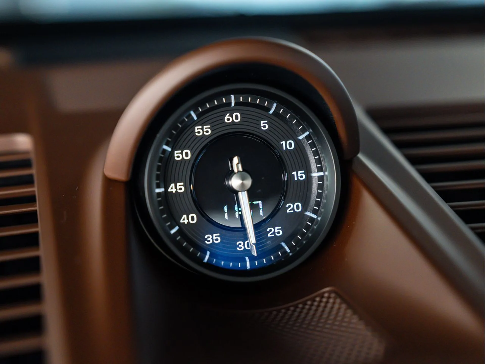 mph034_665992390_d3b72406d006b90723418a8c84482d38_94c83e3130