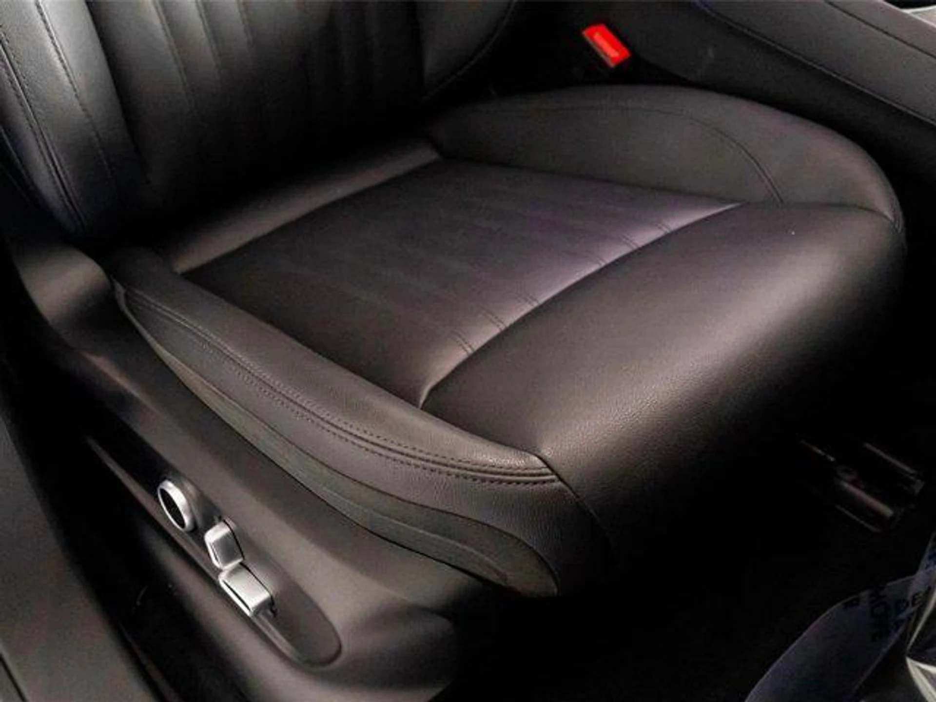 mph034_667070006_BMNDR_8wqil_QG_32sy1_APG_f_Z0_T9g_8f0edc4dfd