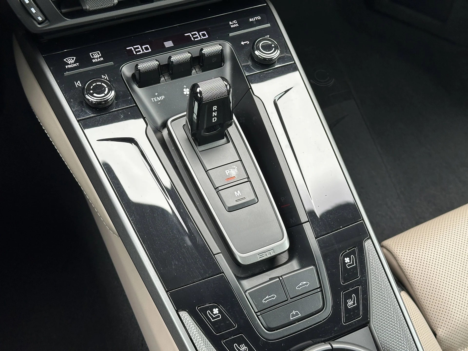 mph034_673892348_ef8cb5c79d1d9f8ed25b771c03919351x_1f0c22d182