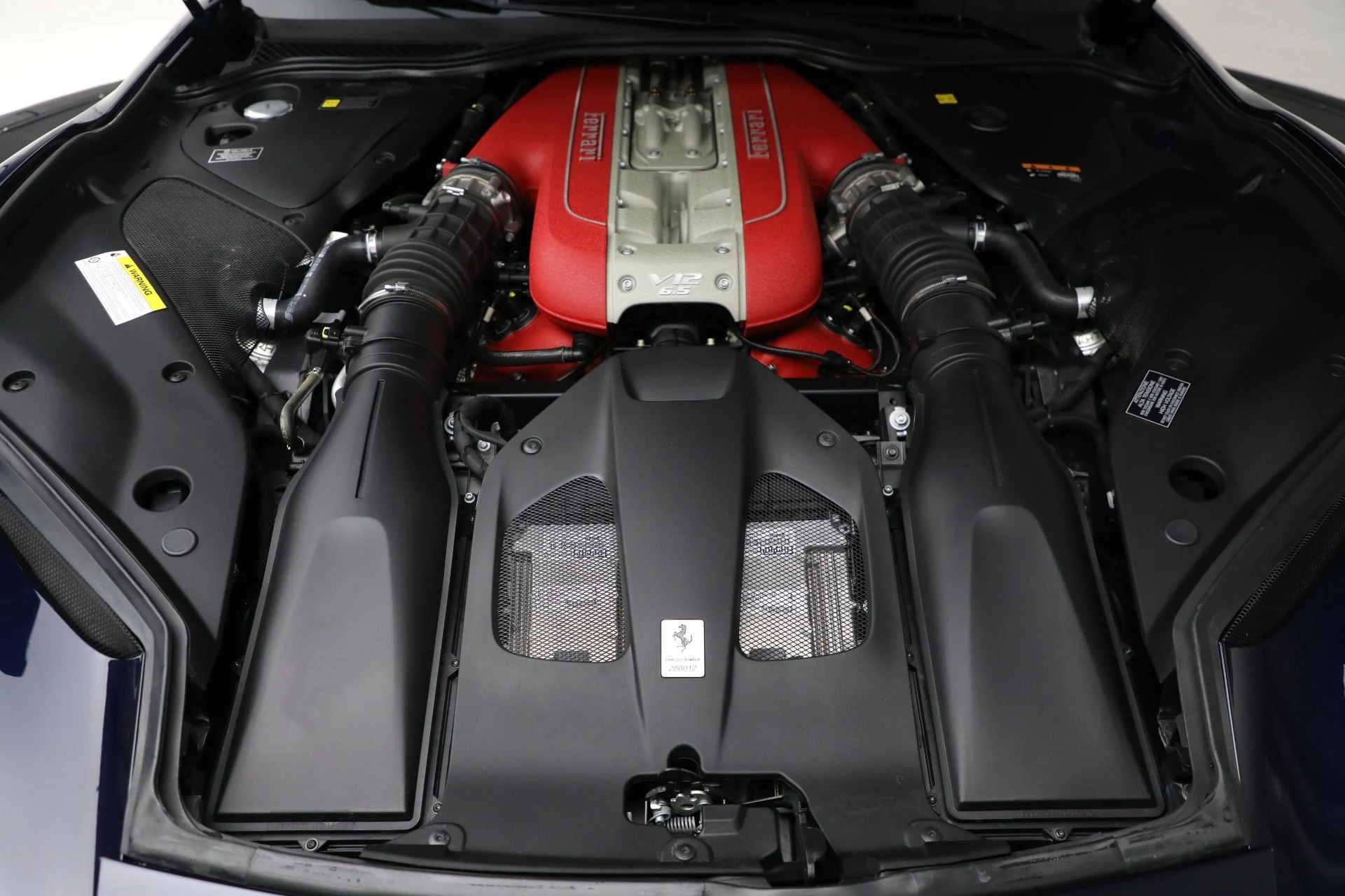 mph034_679127579_Used_2022_Ferrari_812_GTS_1768489081_01e66f4d50