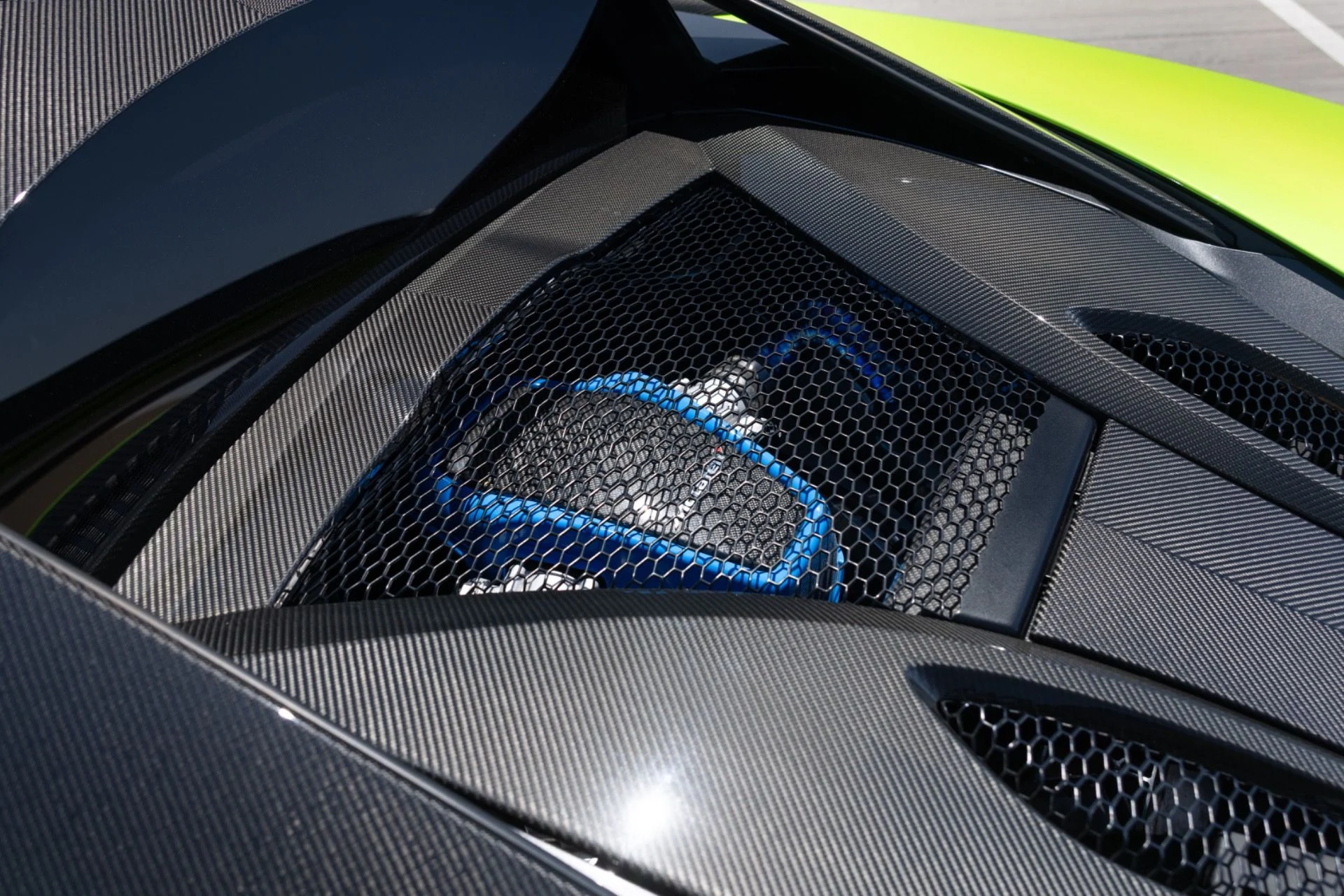 mph034_683787597_Used_2020_Mc_Laren_620_R_1783549747_8645f9e78b