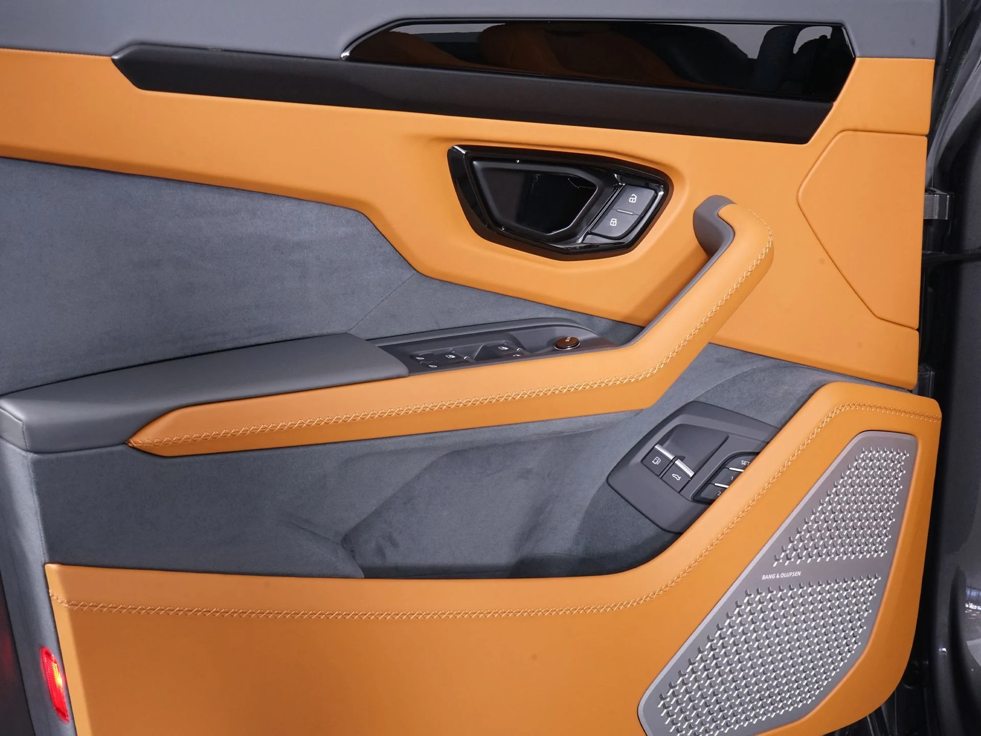 mph034_684267185_c3e5e8b75d64e0e2ca49f17df963639fx_a9512ed44d