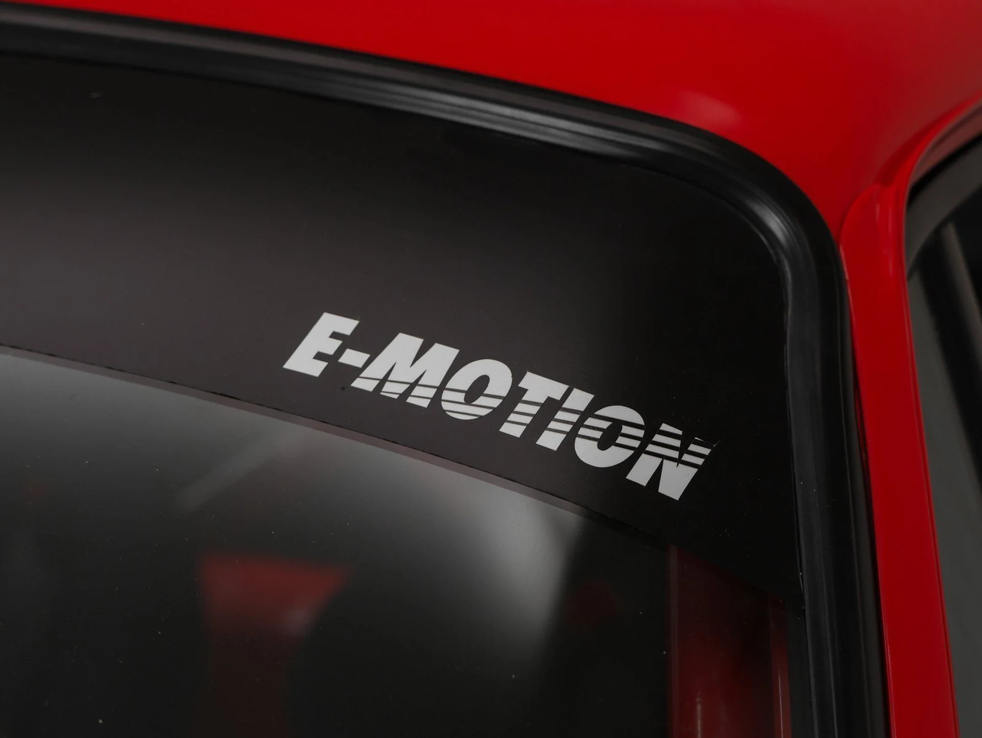 mph034_68800046_35_0406f83ed9