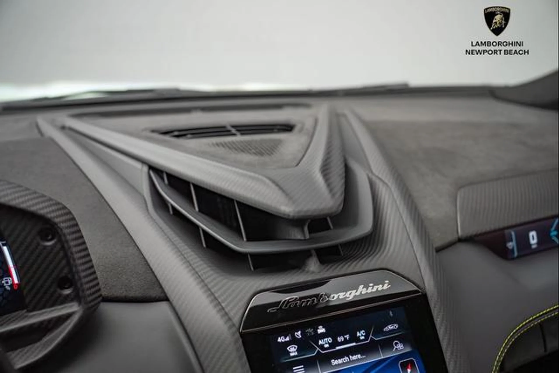 mph034_695234859_d_Ay_SAL_4_Thzw9_Ho_Cp_Uv0no9isn_Y_70cd694b81