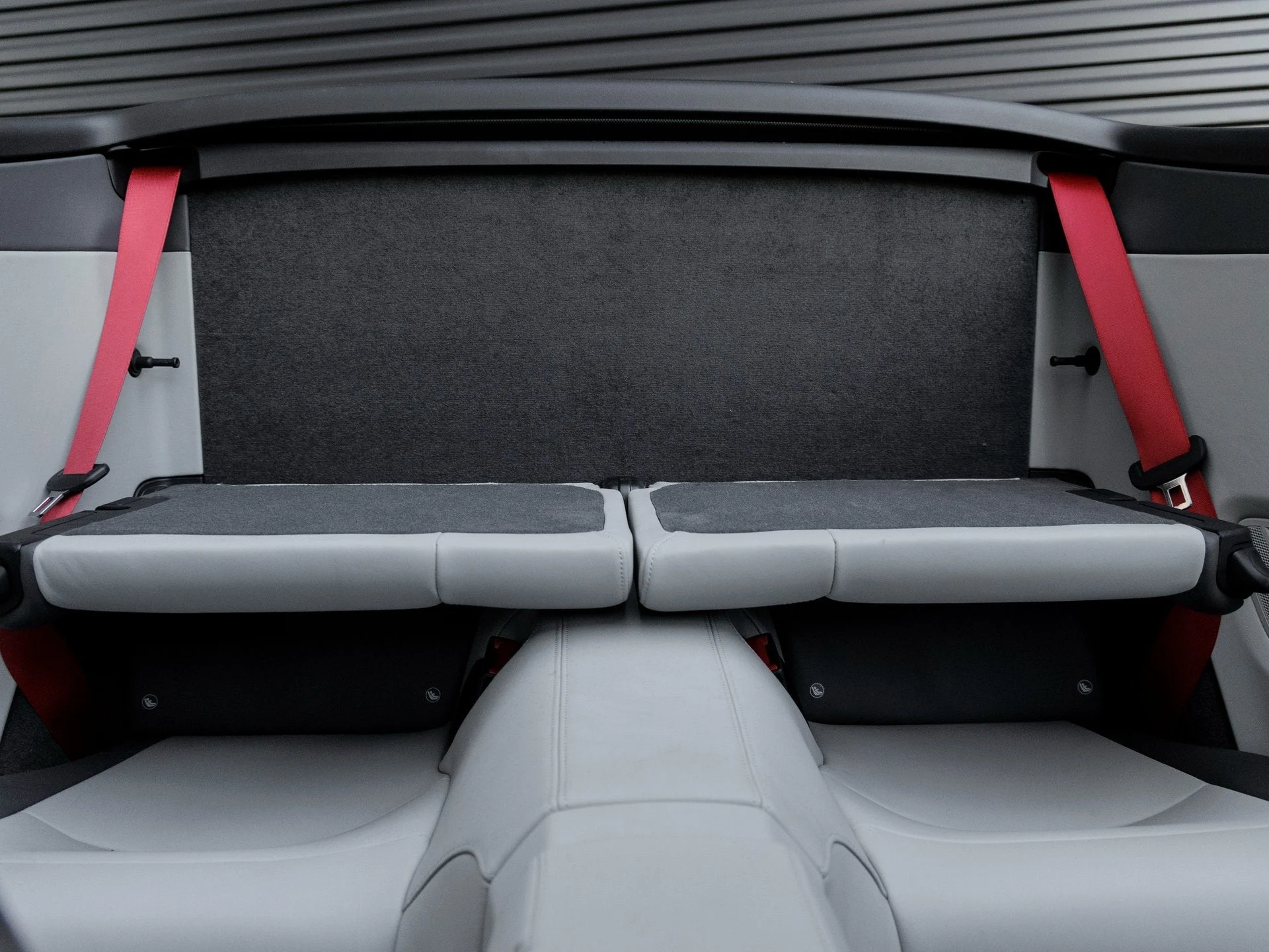 mph034_695701434_35_a019f516aa