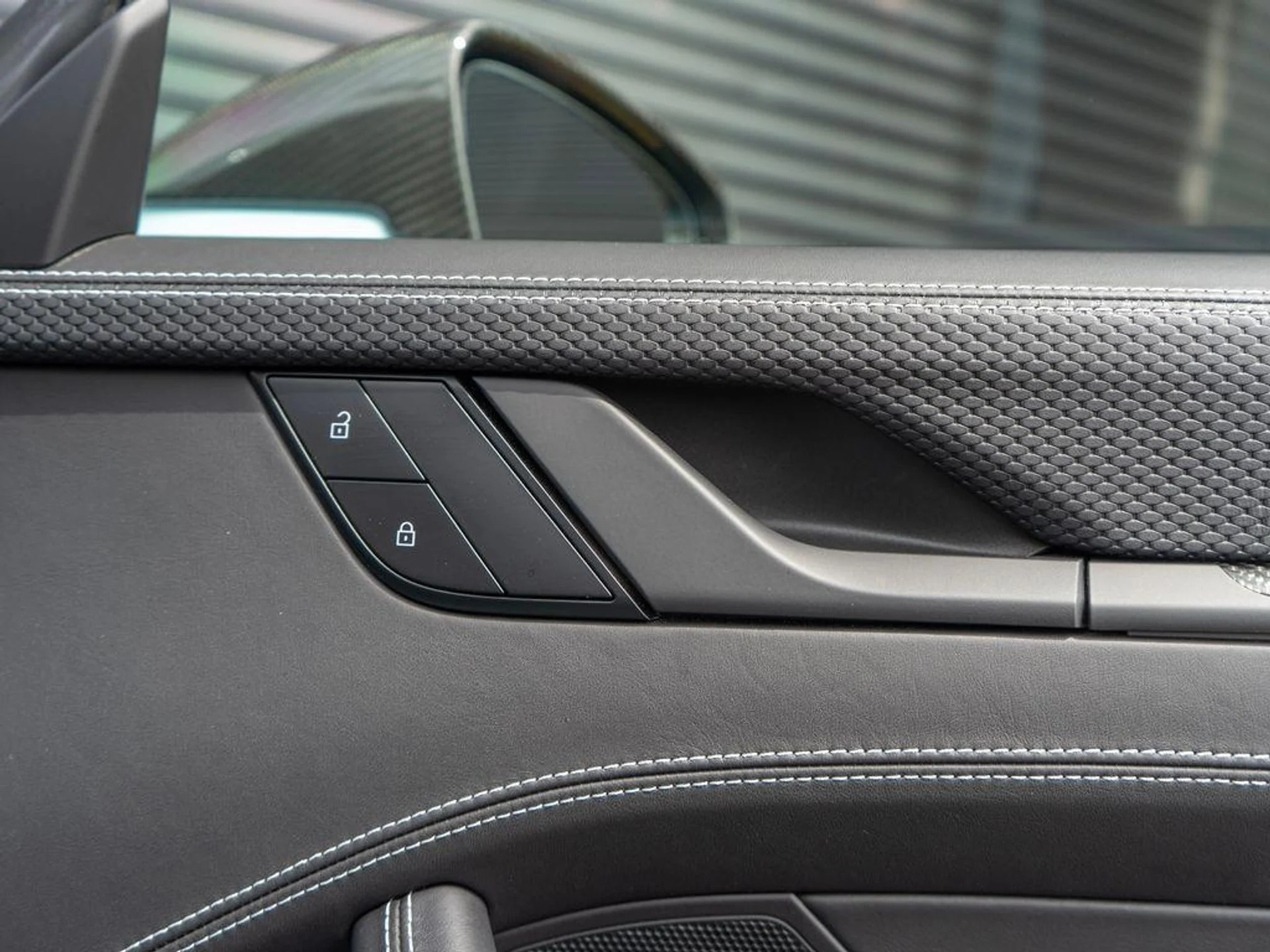 mph034_696008349_Wcbjr4a_Fd7_K_7bof_SK_0um_Li_Doik_7144b47c08