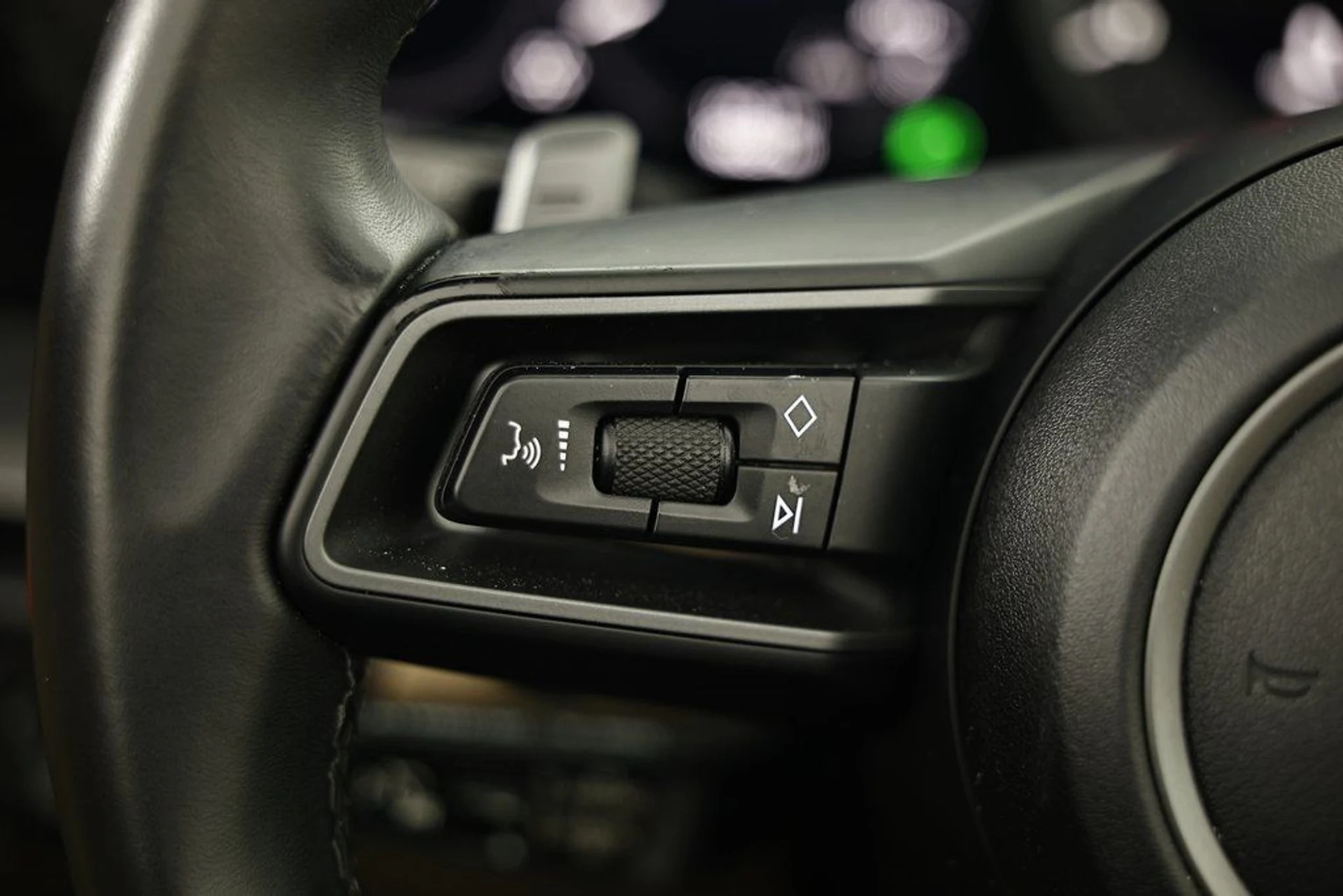 mph034_696318888_68221675ea54aefeae3b6bd91ddbceb3_05c22240b7