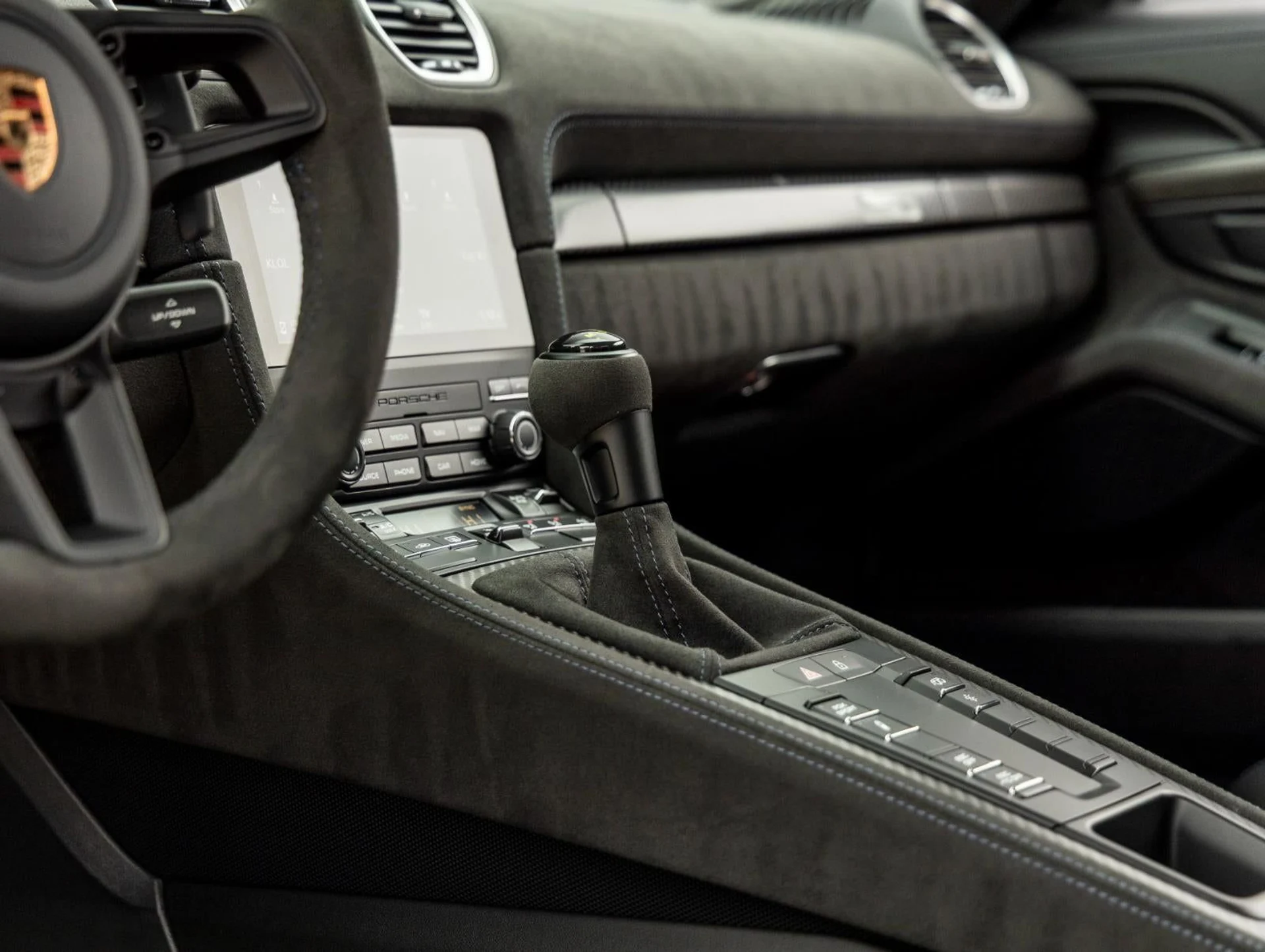 mph034_713468559_35_a200edc6ad