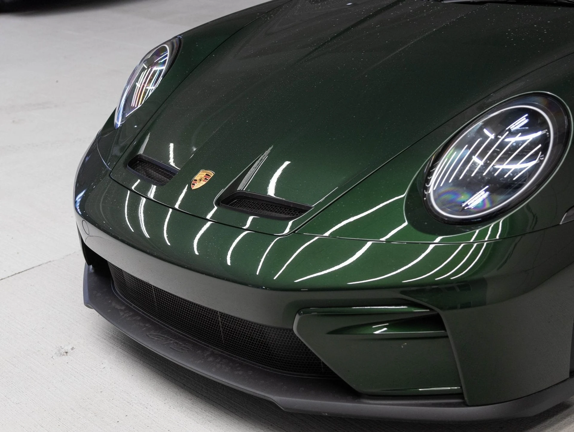 mph034_713538909_35_000eea3d17