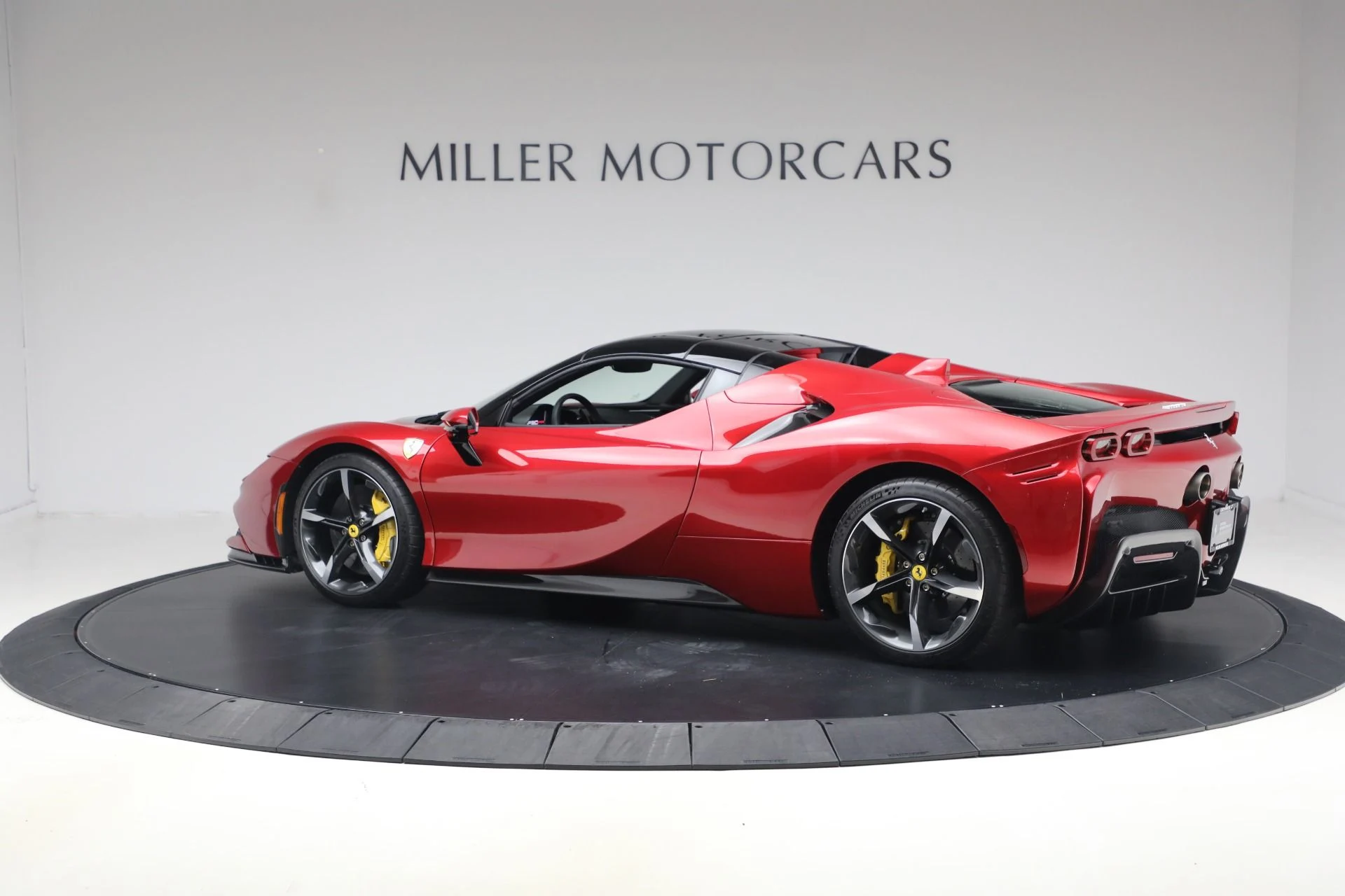 mph034_715216339_Used_2024_Ferrari_SF_90_Spider_1789161523_bcfad2128f