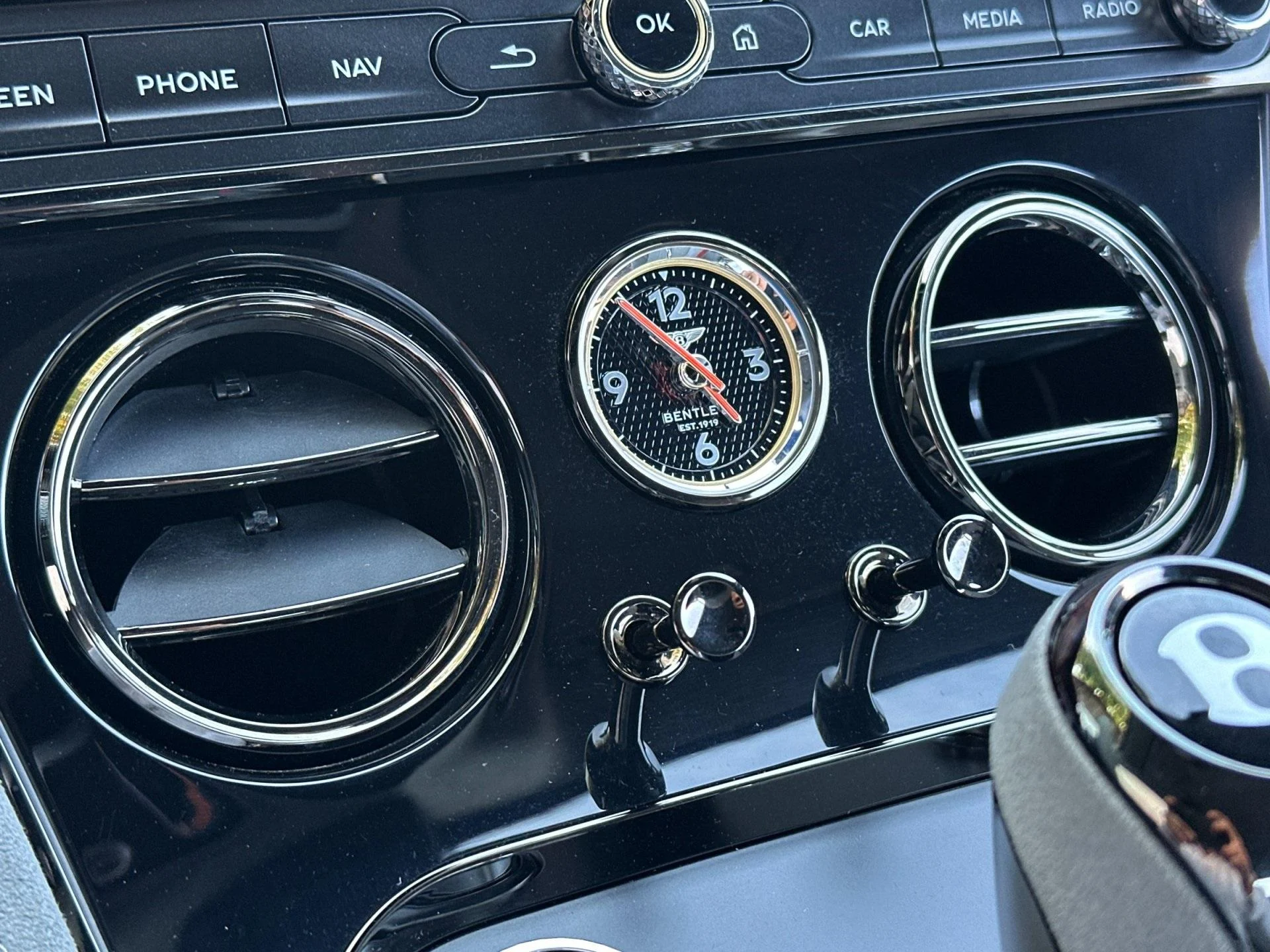 mph034_721279096_Used_2025_Bentley_Continental_GT_Speed_1762941056_c978f435ec
