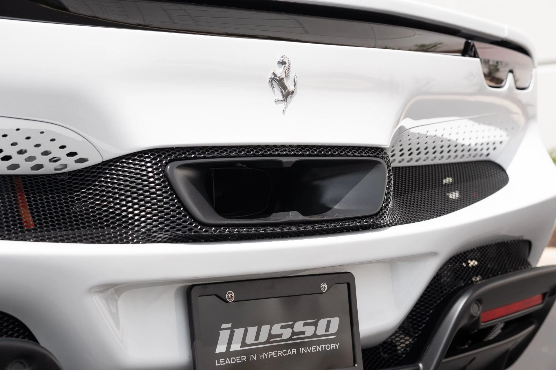 mph034_744109431_Used_2024_Ferrari_296_GTS_1776964703_e0e5bbaaee