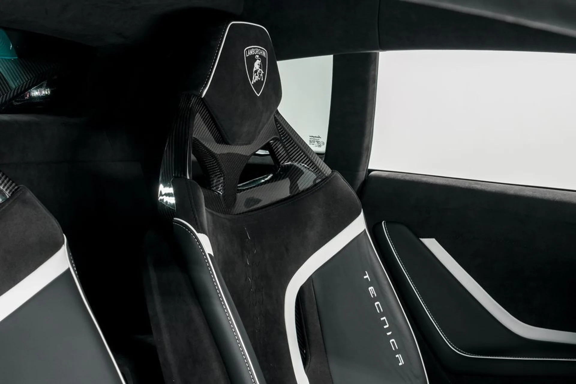 mph034_748426199_a94b22dc16413a47899e9325e9b57690x_141a87d6ac