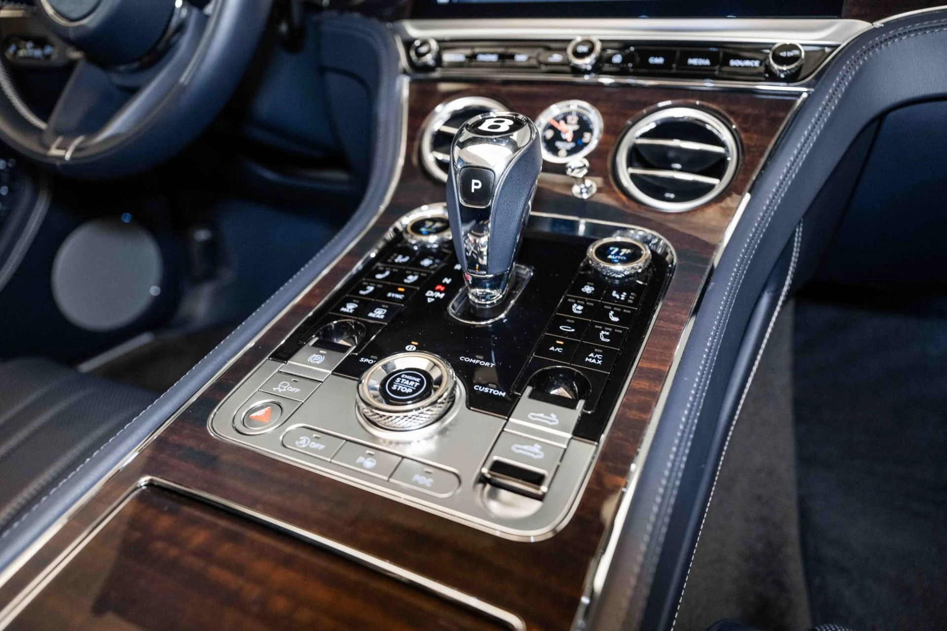 mph034_75027858_Used_2021_Bentley_Continental_GTC_V8_Convertible_1733325878_62ec4482de