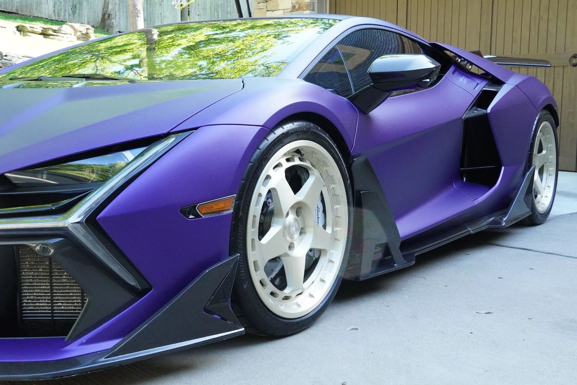 mph034_761182886_Used_2024_Lamborghini_Revuelto_1781191894_bd9547285e