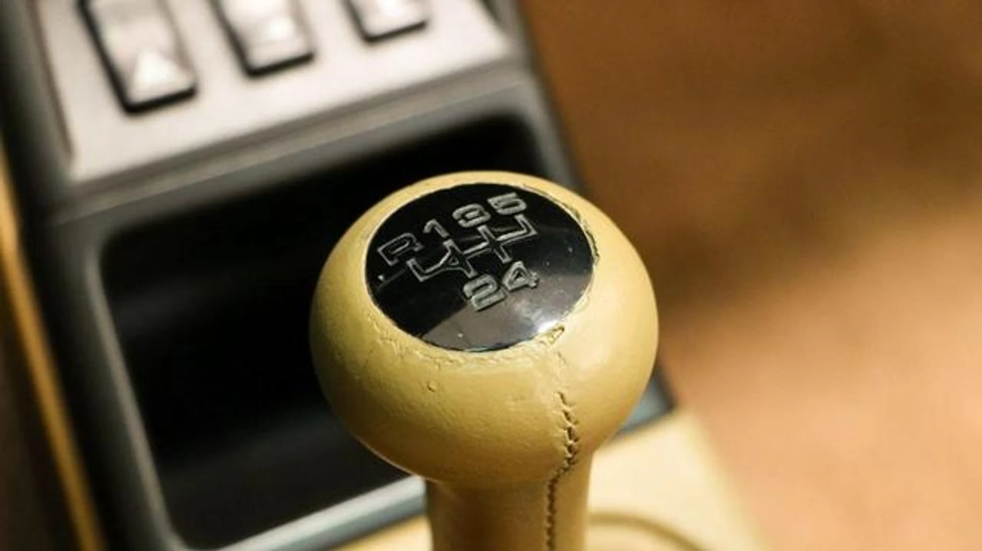 mph034_77106219_jmp_R_Lj_Kf_Ep_Y2c_G_Zj6j0_Ws8t5_S_Hs_005dd57769