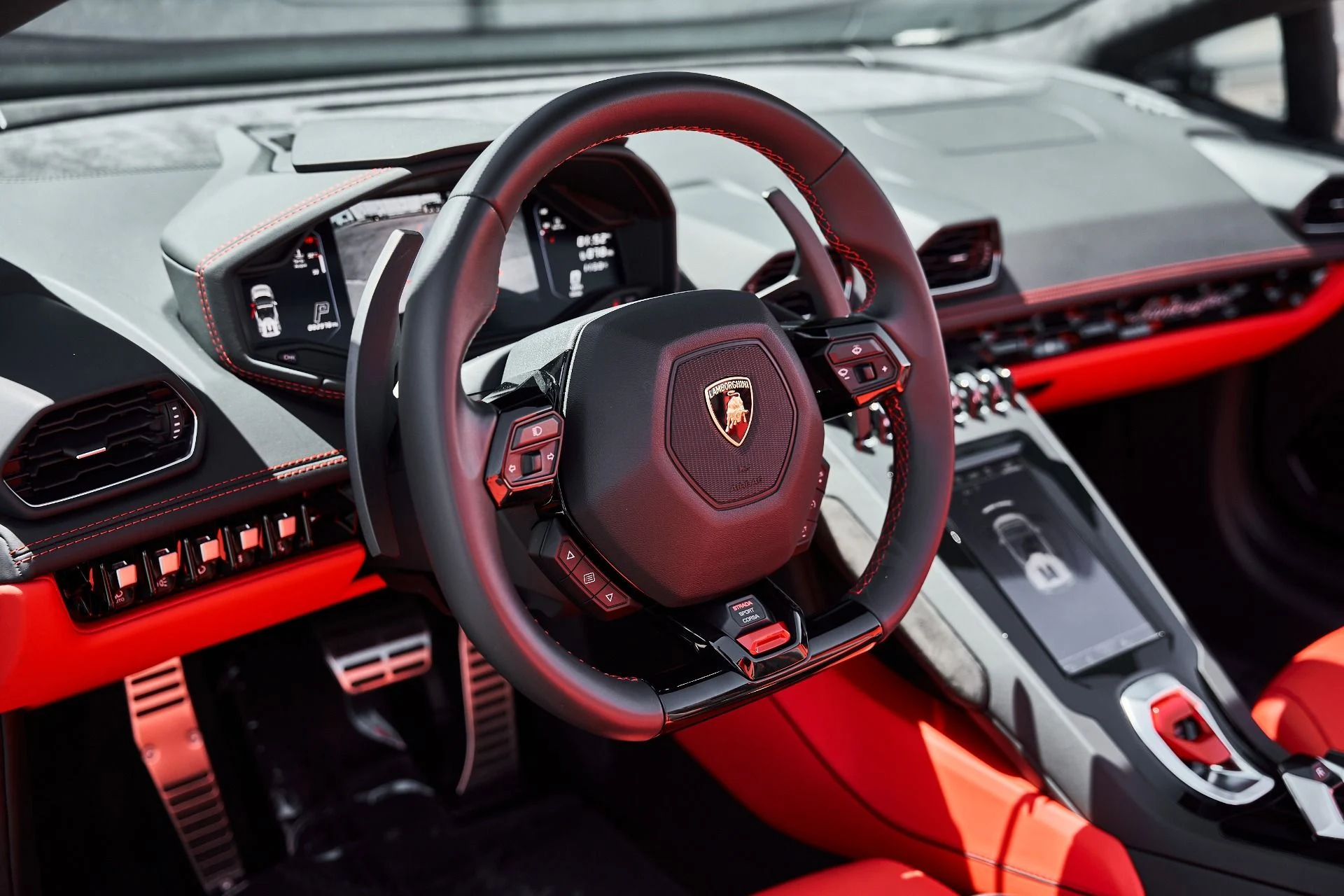 mph034_78811162_Used_2024_Lamborghini_Huracan_EVO_Base_1778372660_a34fc55069