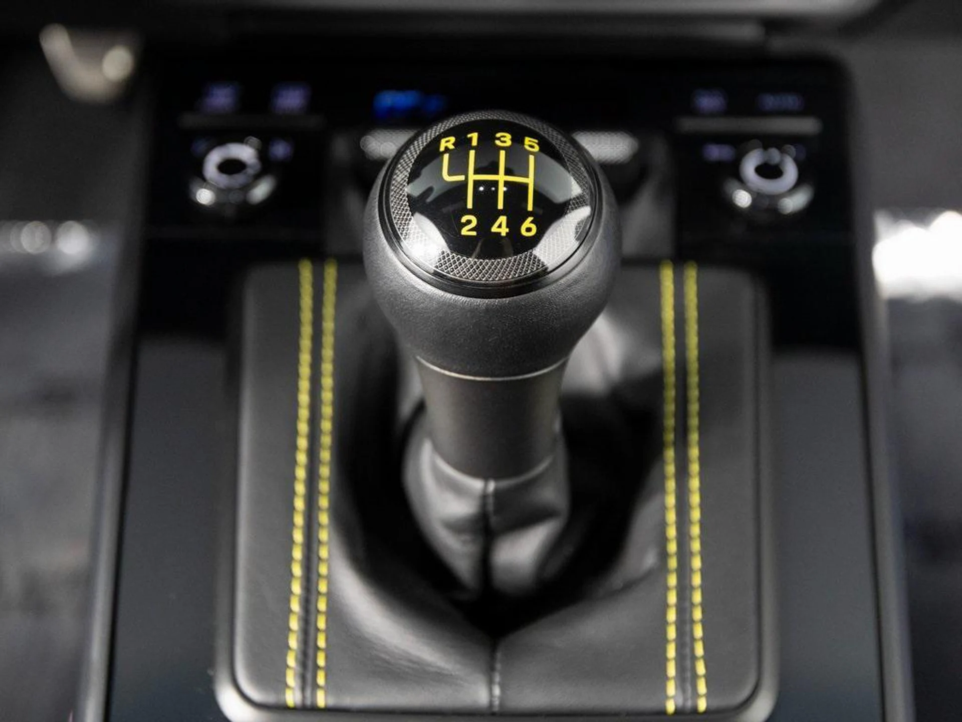 mph034_790091347_r_Qa_Er_L_Ew_Szevs_G_Nz_U_Cw8_Ev_GV_8s_69ac044abc