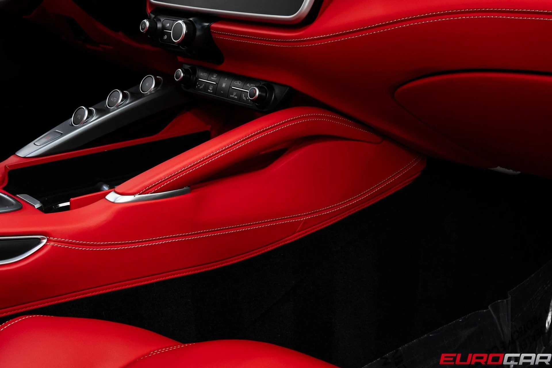 mph034_806009975_image_35_32110a107c