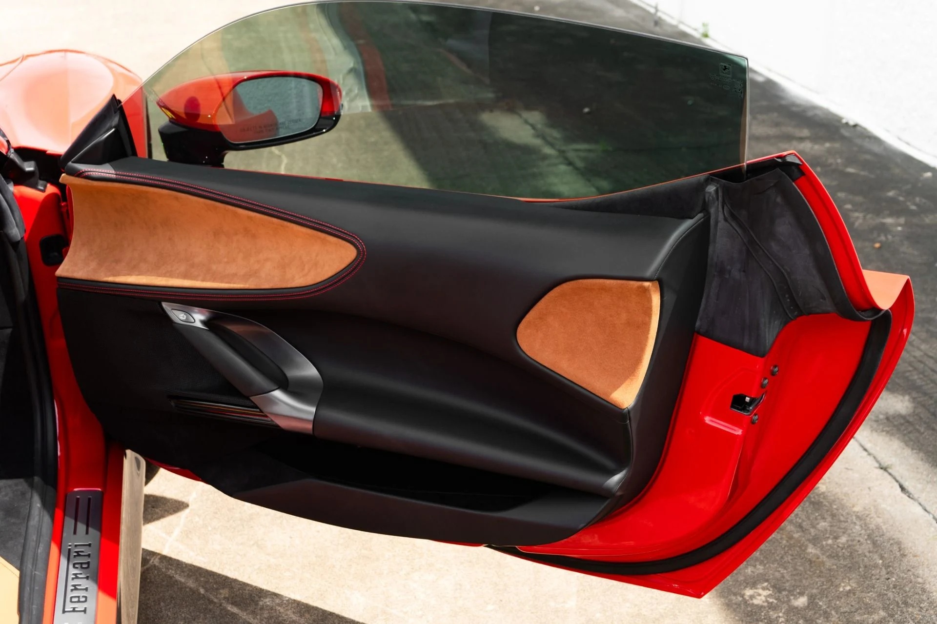 mph034_810009825_Used_2023_Ferrari_SF_90_Stradale_1753986434_f8c0c4915e