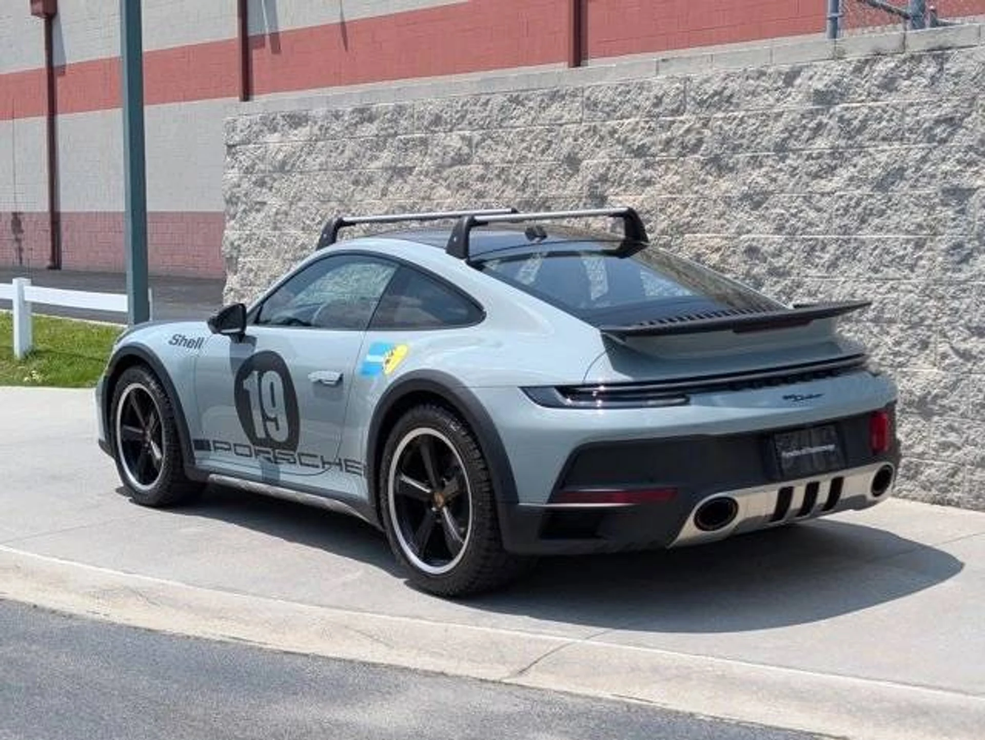 mph034_813596268_960_a6c2950b3b