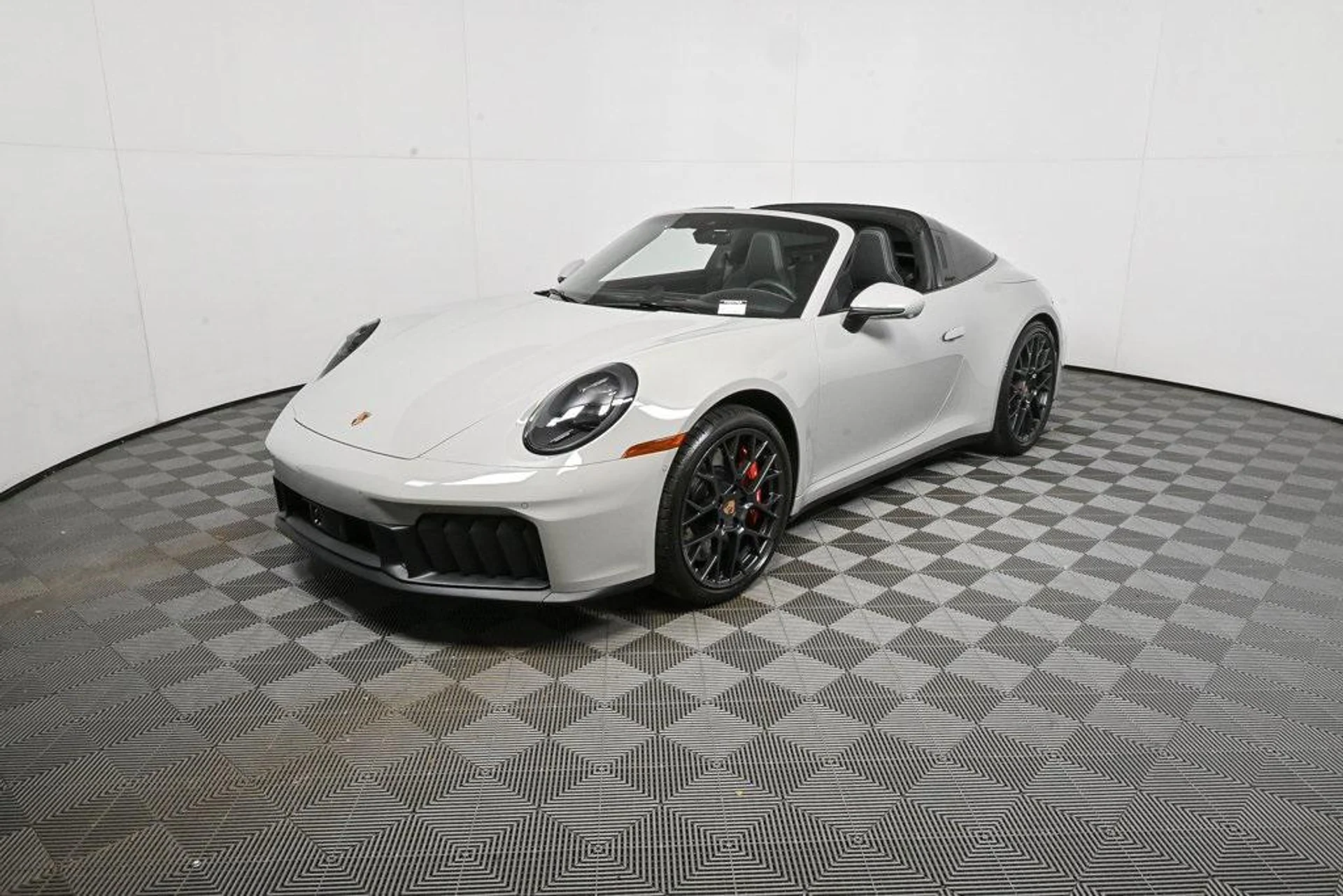 mph034_816491566_U2_B1_XAHW_Sof_Z8_Rn_d_Wr_D_Wd2yik_9b46f91052