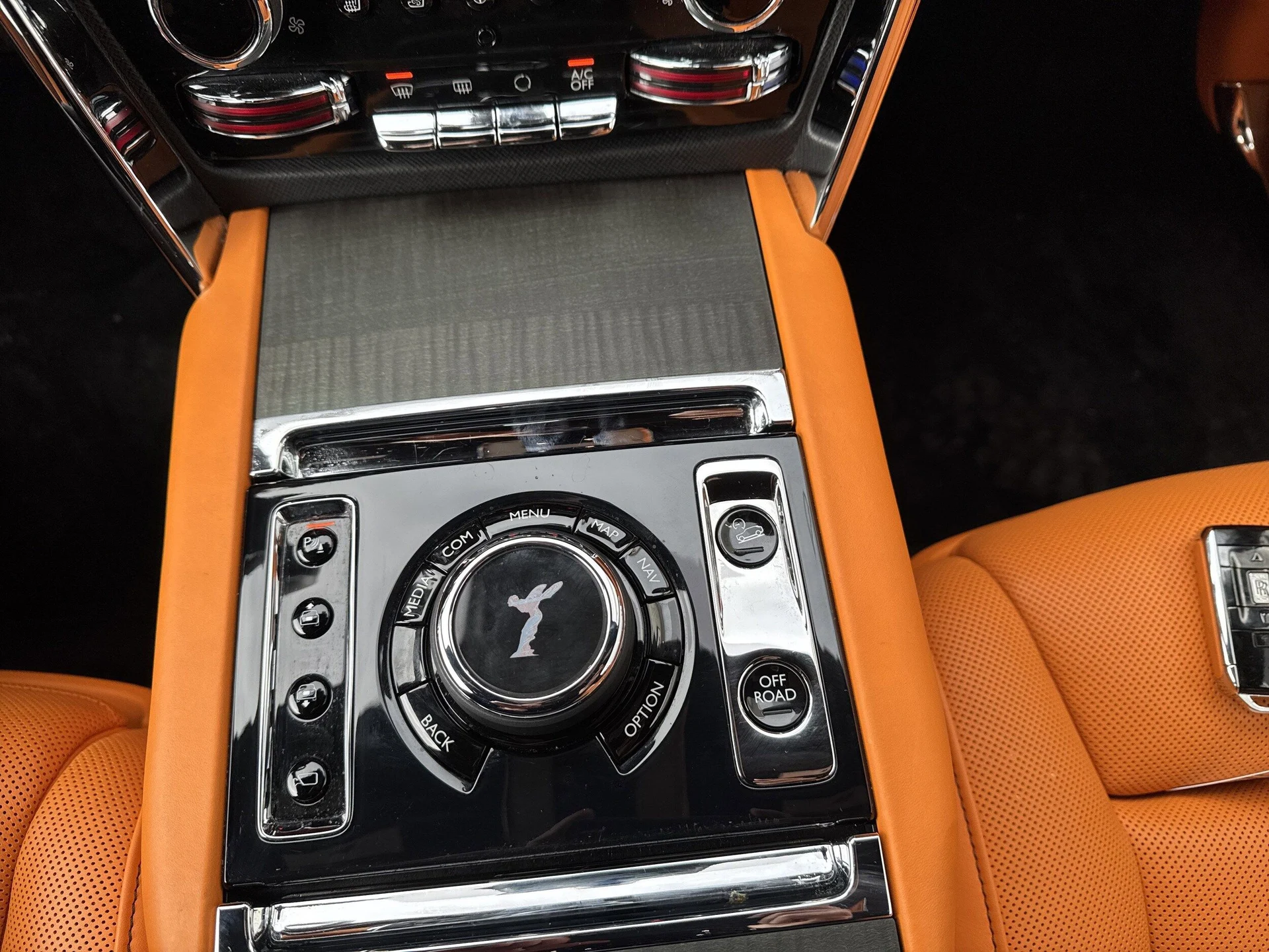 mph034_838336341_6c56471b016523ea2e0e291de4bd5bd8x_4e5b260d9e