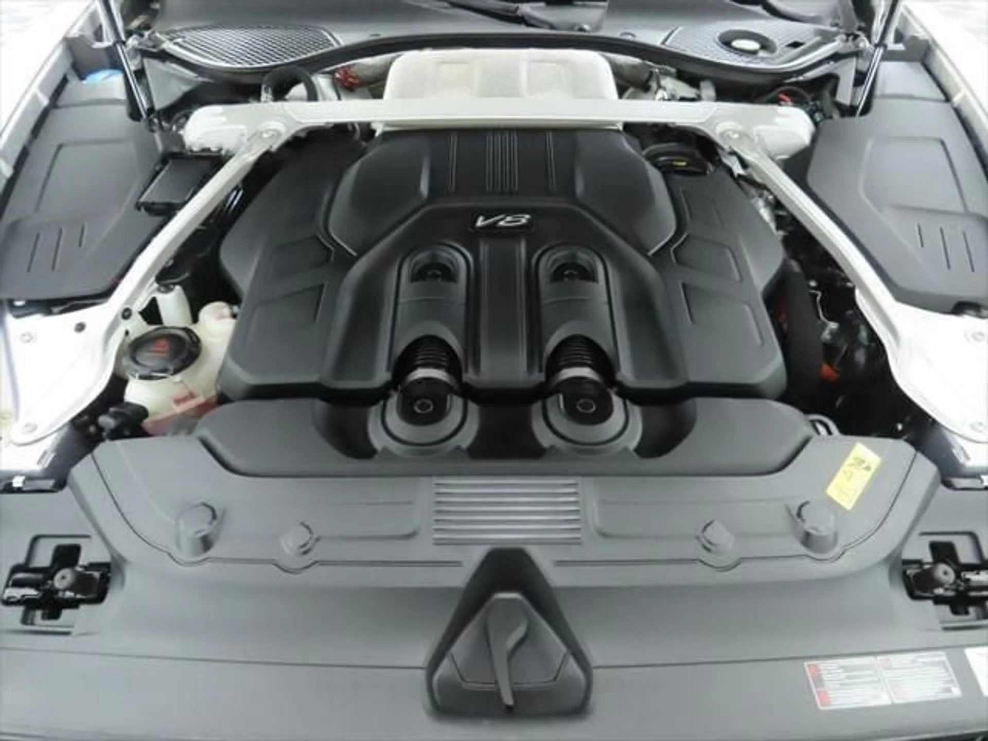 mph034_850500305_used_2025_bentley_continental_gtblackeditionconvertible_8119_23011580_35_640_5d727060ac