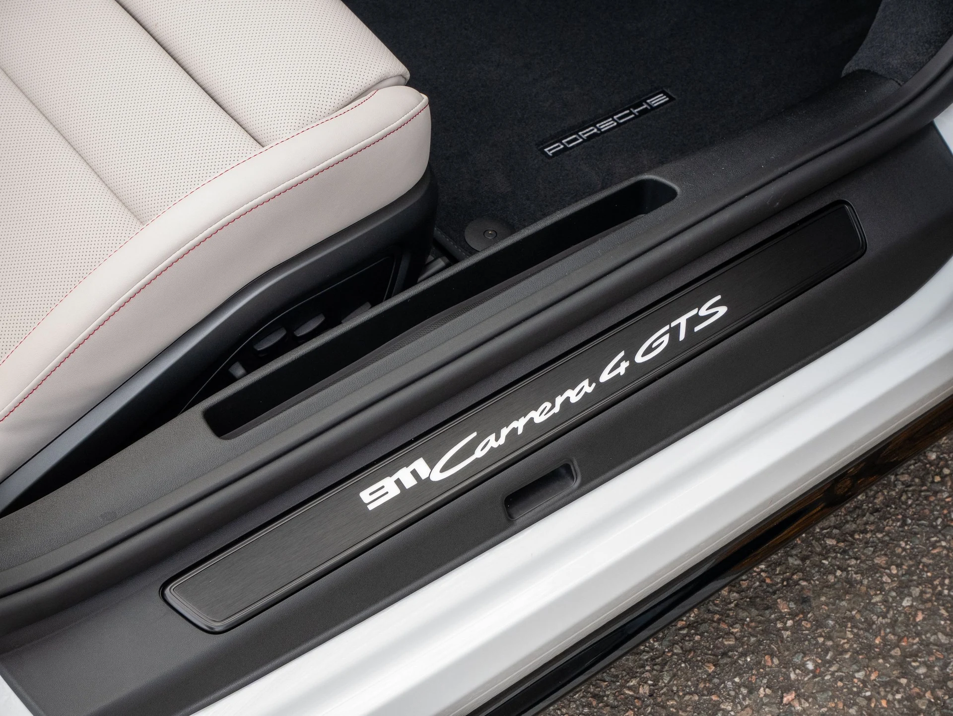 mph034_85189778_7ad5c1cba54da88bb5fee9ce5fc37a72x_75b36eea8d