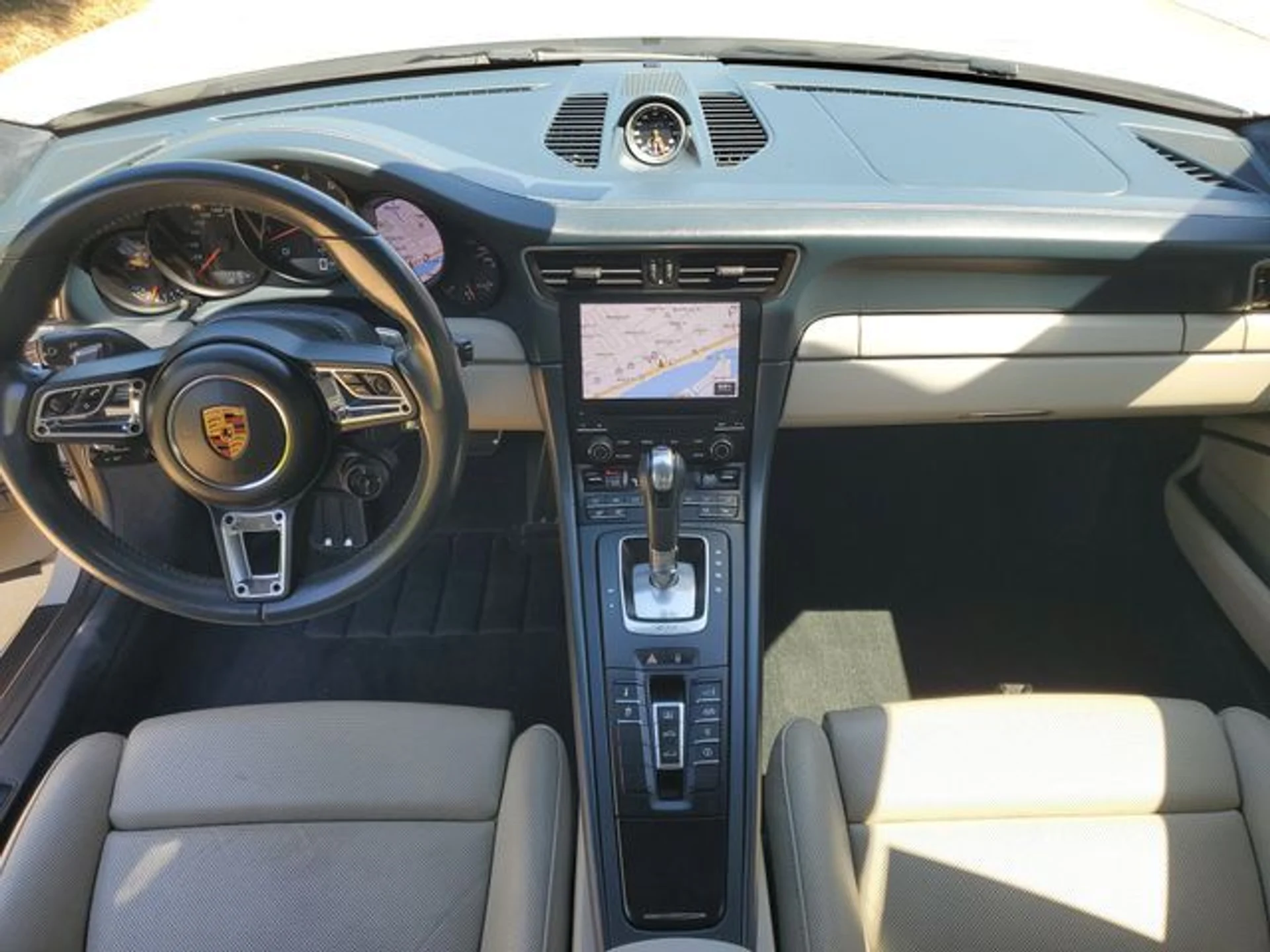 mph034_861057548_a76a454ab38c30054abab65eed751158x_7a4baf0c94