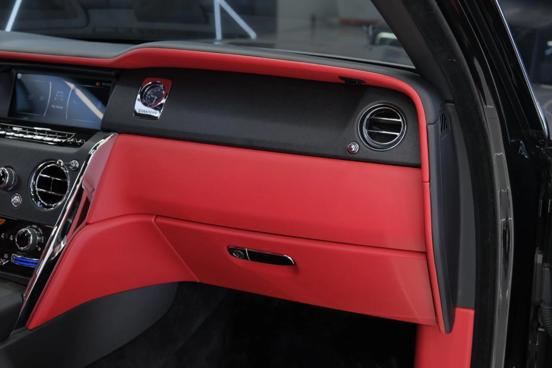 mph034_861279900_a84f7e42cee8743eb9c5af01bbcf75ec_d0efa318e1