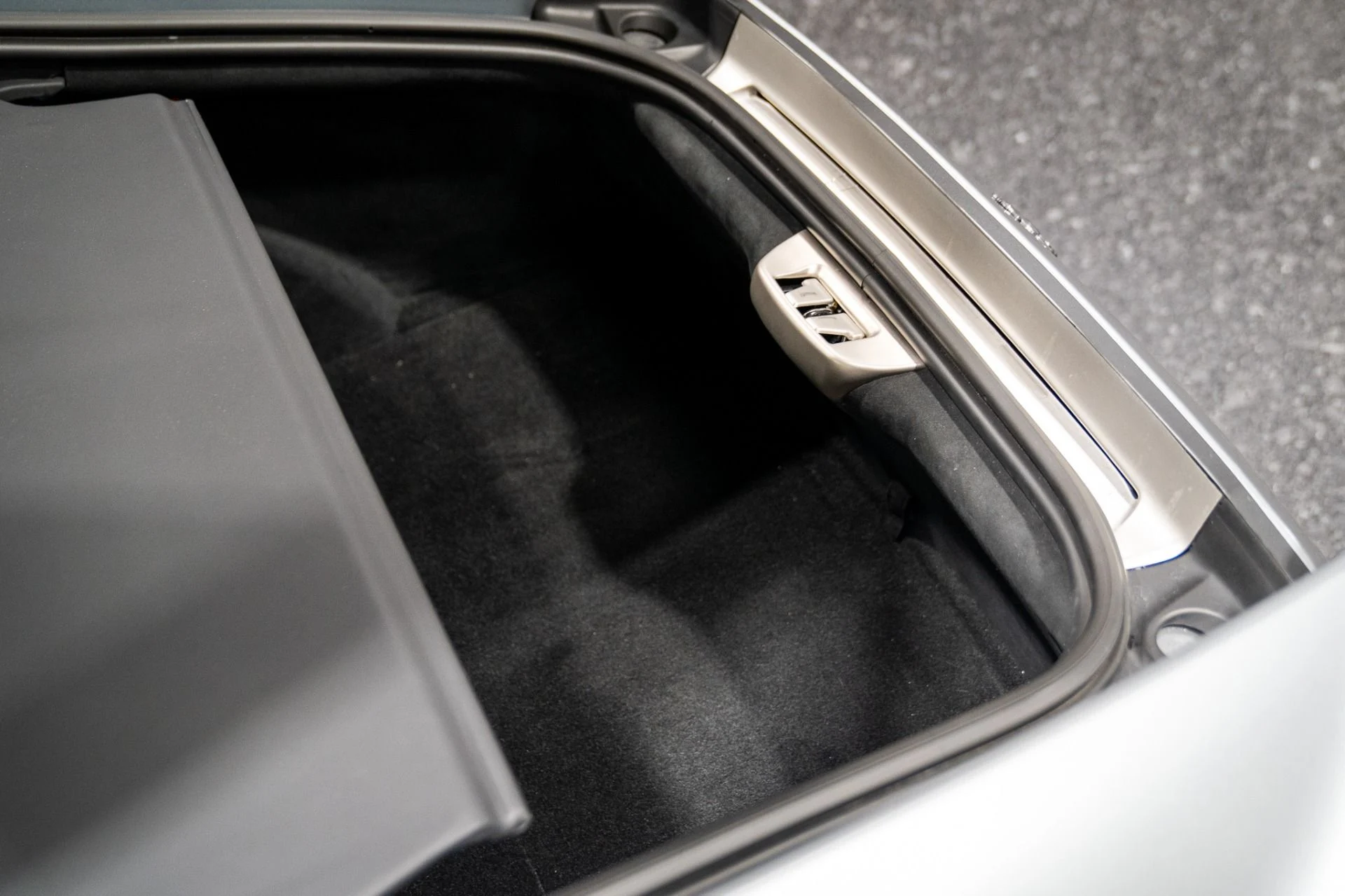 mph034_869588642_Used_2019_Ferrari_812_Superfast_400k_MSRP_30000_In_upgrades_1769453839_2ac8322df6