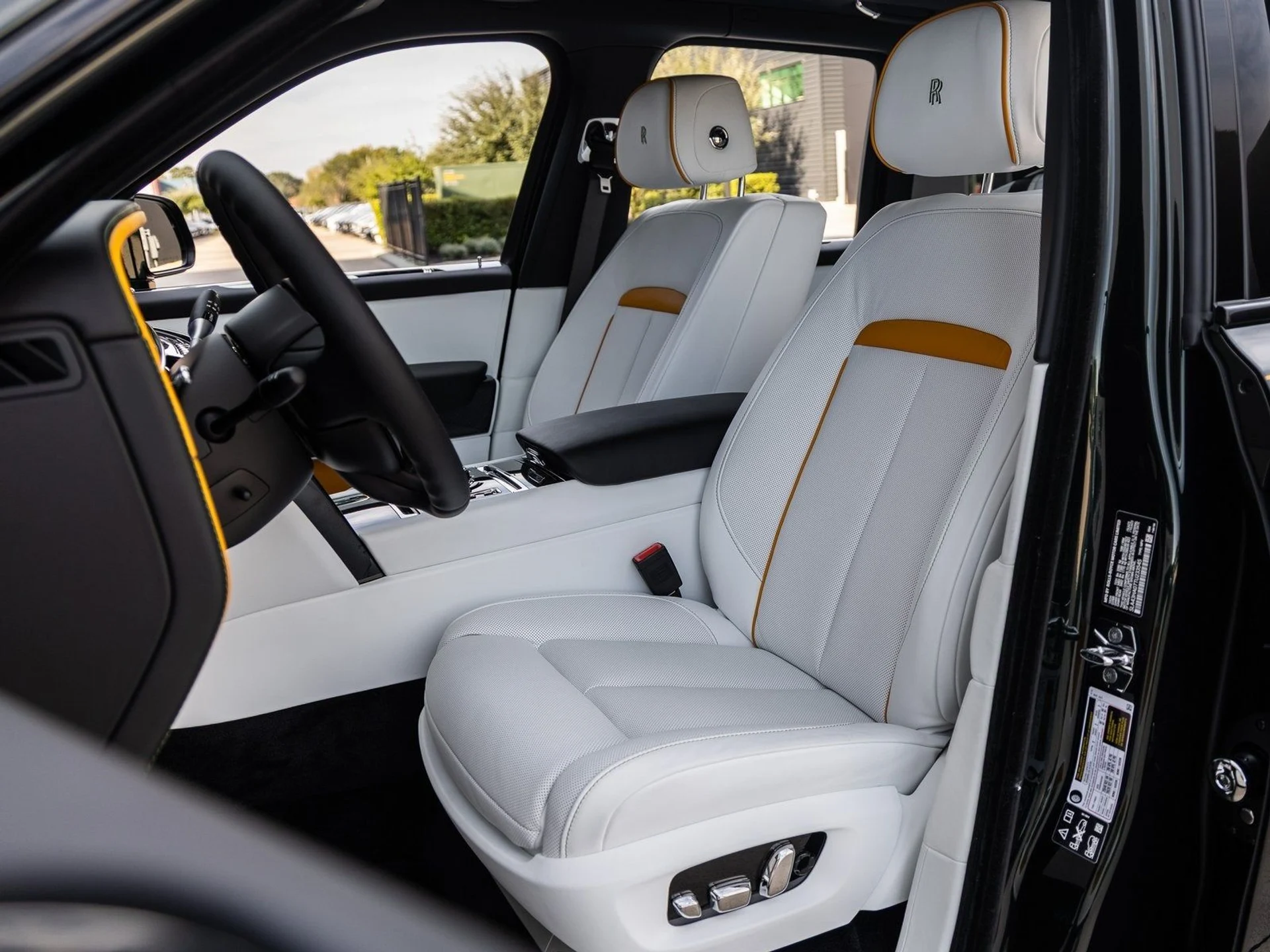 mph034_872584269_35_1df6611c62