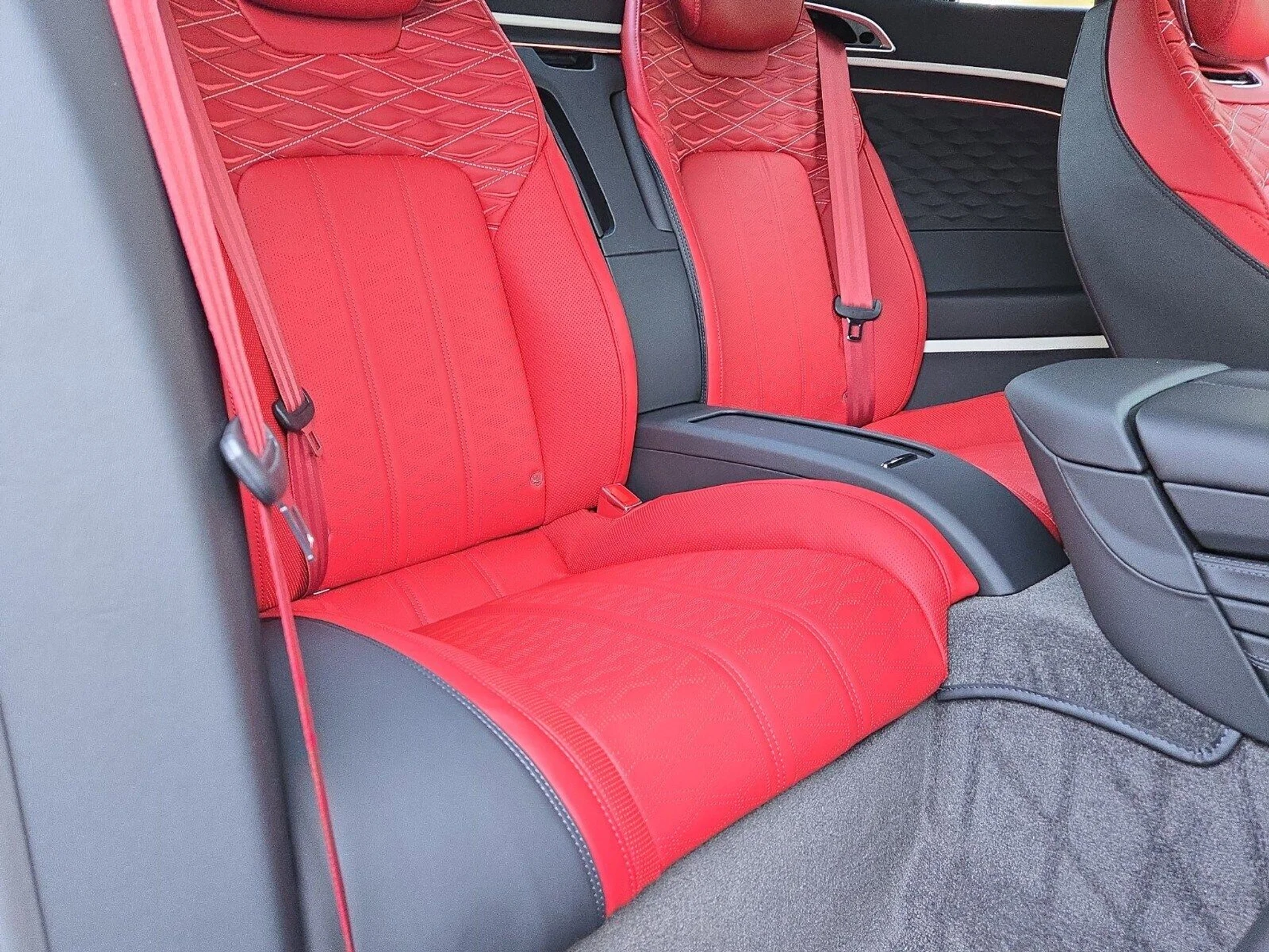 mph034_881621884_9932c850067dfcb07957704bbf2c3a50x_2d7800a976