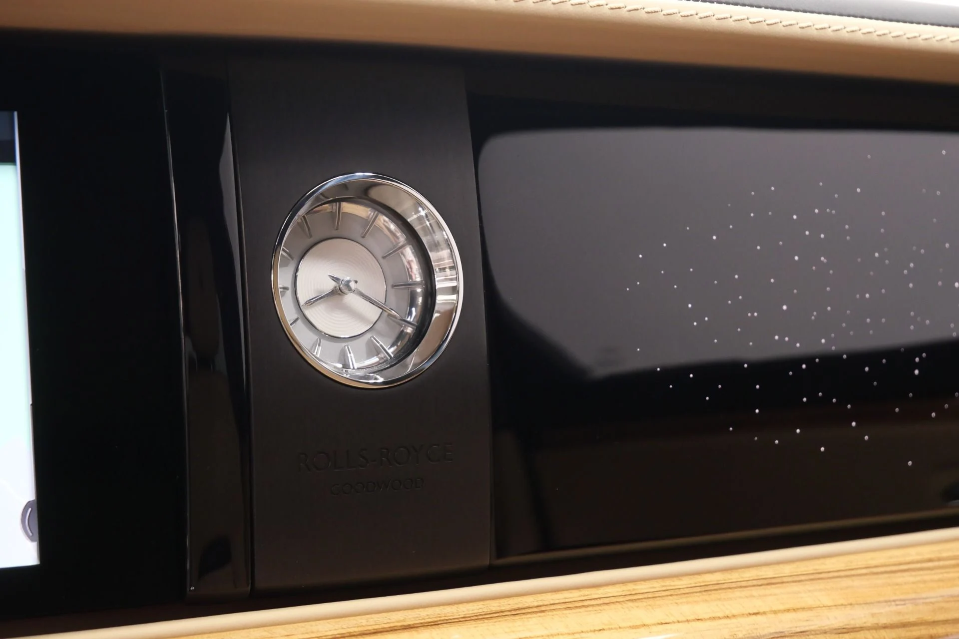 mph034_883058193_Used_2022_Rolls_Royce_Ghost_1773938186_fa4a89278d