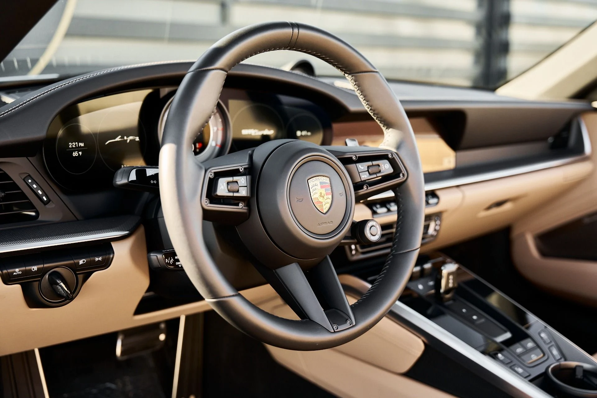 mph034_888226537_Used_2024_Porsche_911_Turbo_1768616364_3b4710f5ce