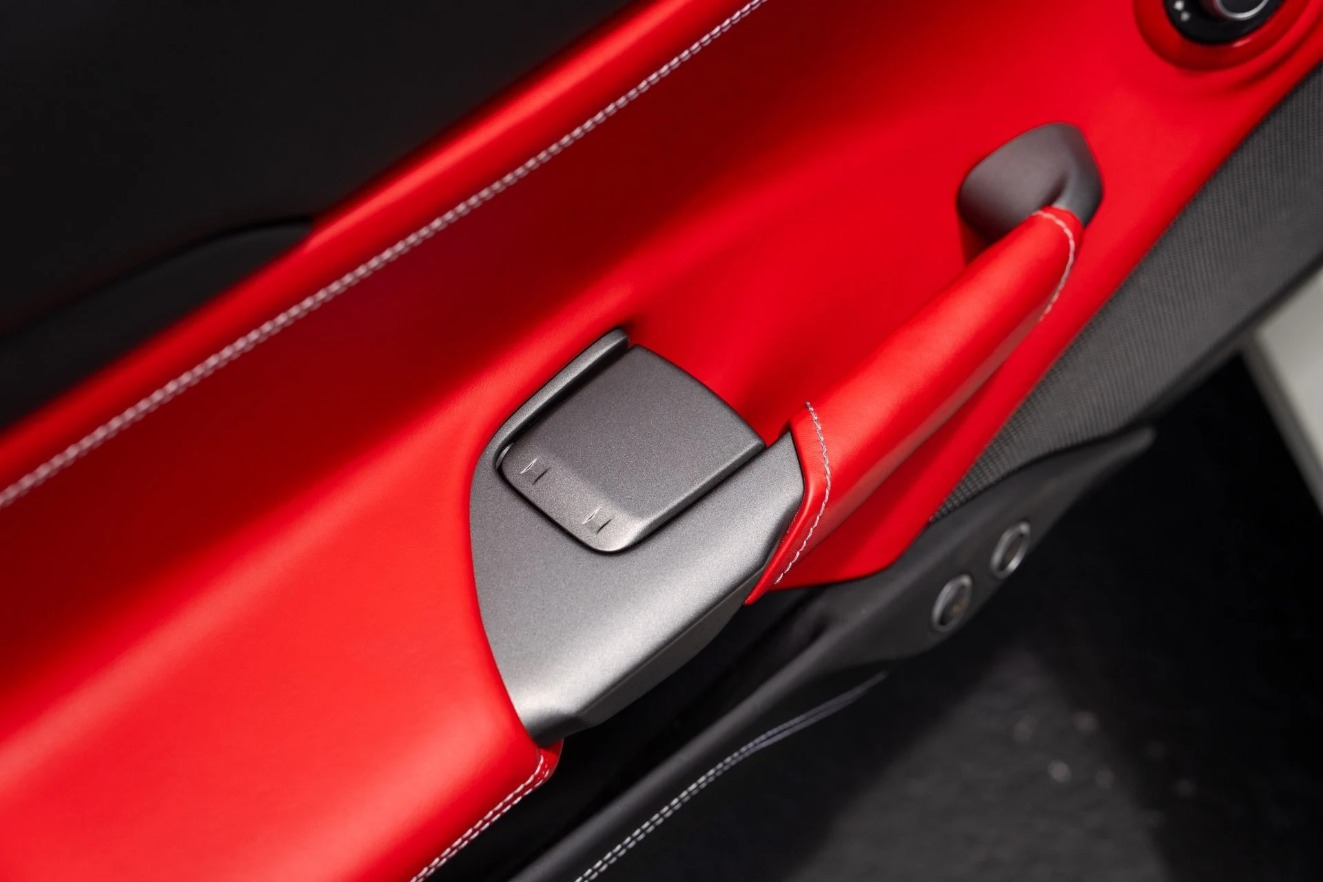 mph034_888843568_Used_2016_Ferrari_488_GTB_1777085650_a078b3d331