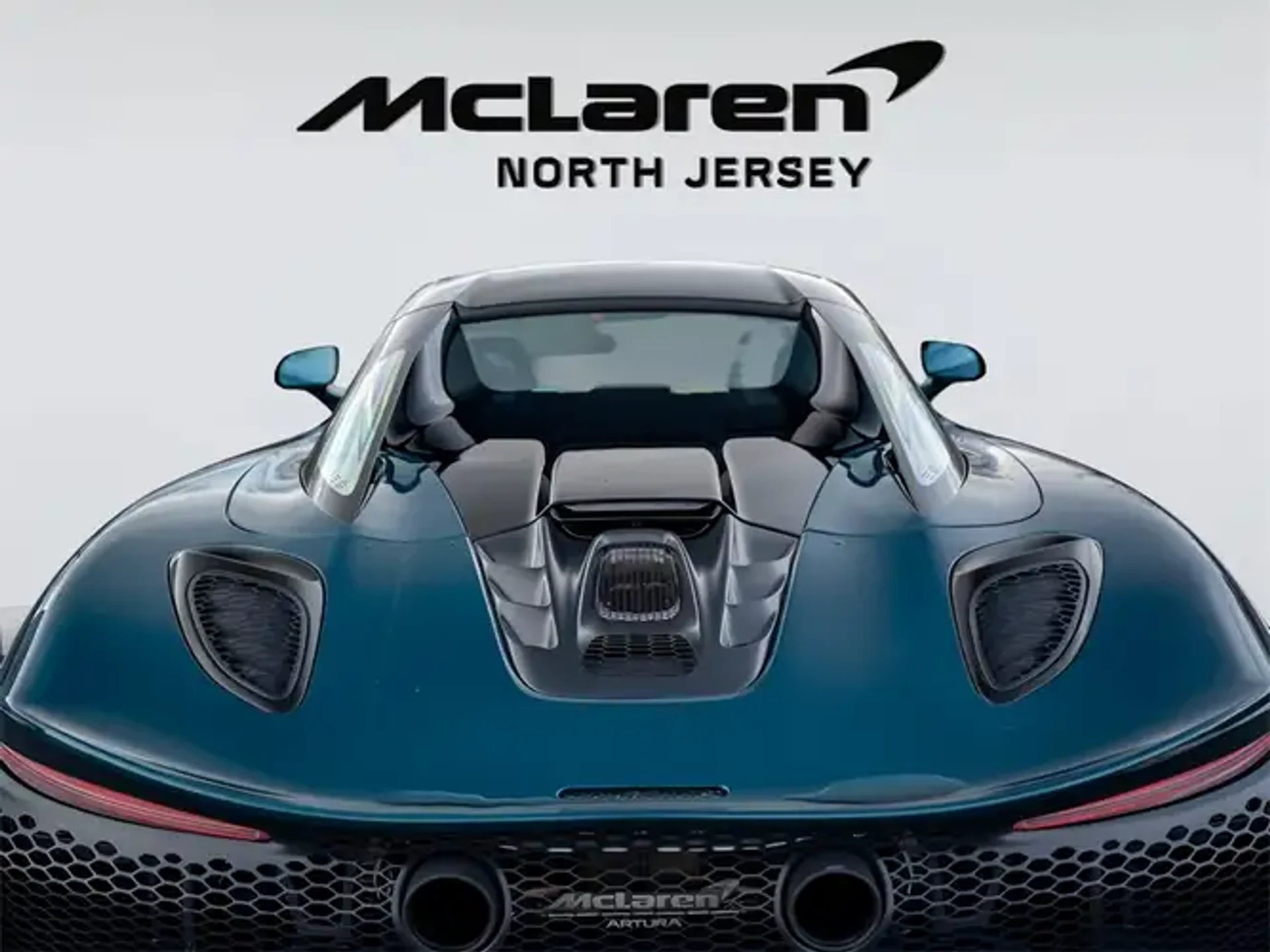 mph034_89035135_z_F_Ia_ZF_5_V9tjfo_ZUI_med_1fd2782c5d