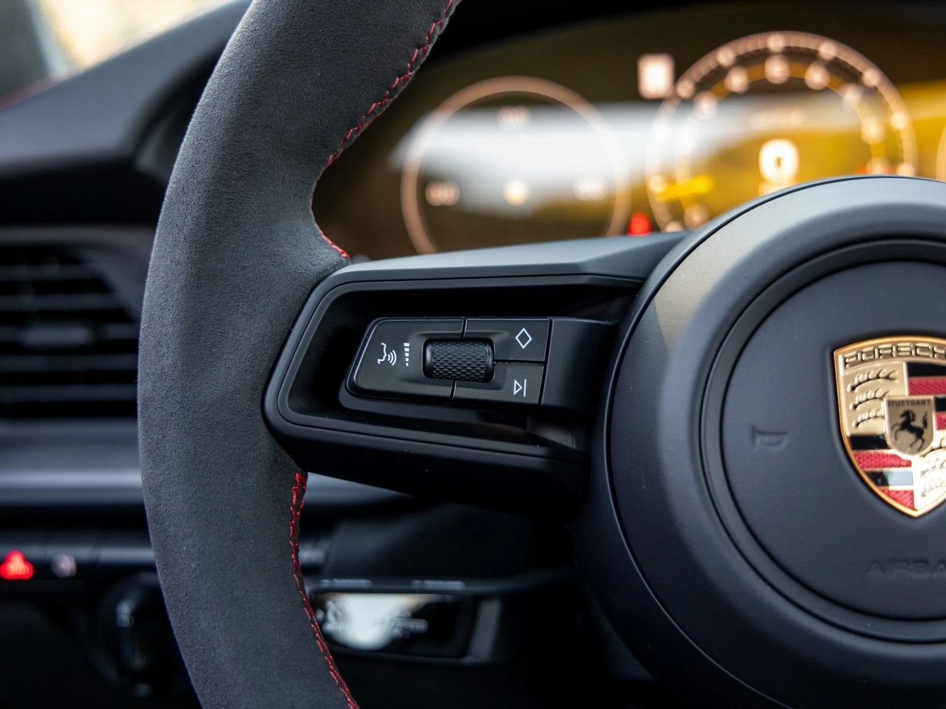 mph034_894978199_35_c03d92235d