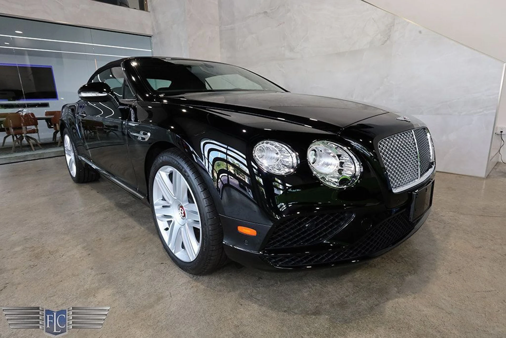 mph034_908329335_used_2016_bentley_continental_gt_2drconvertiblev8_9689_22989048_35_1024_dee472b8da