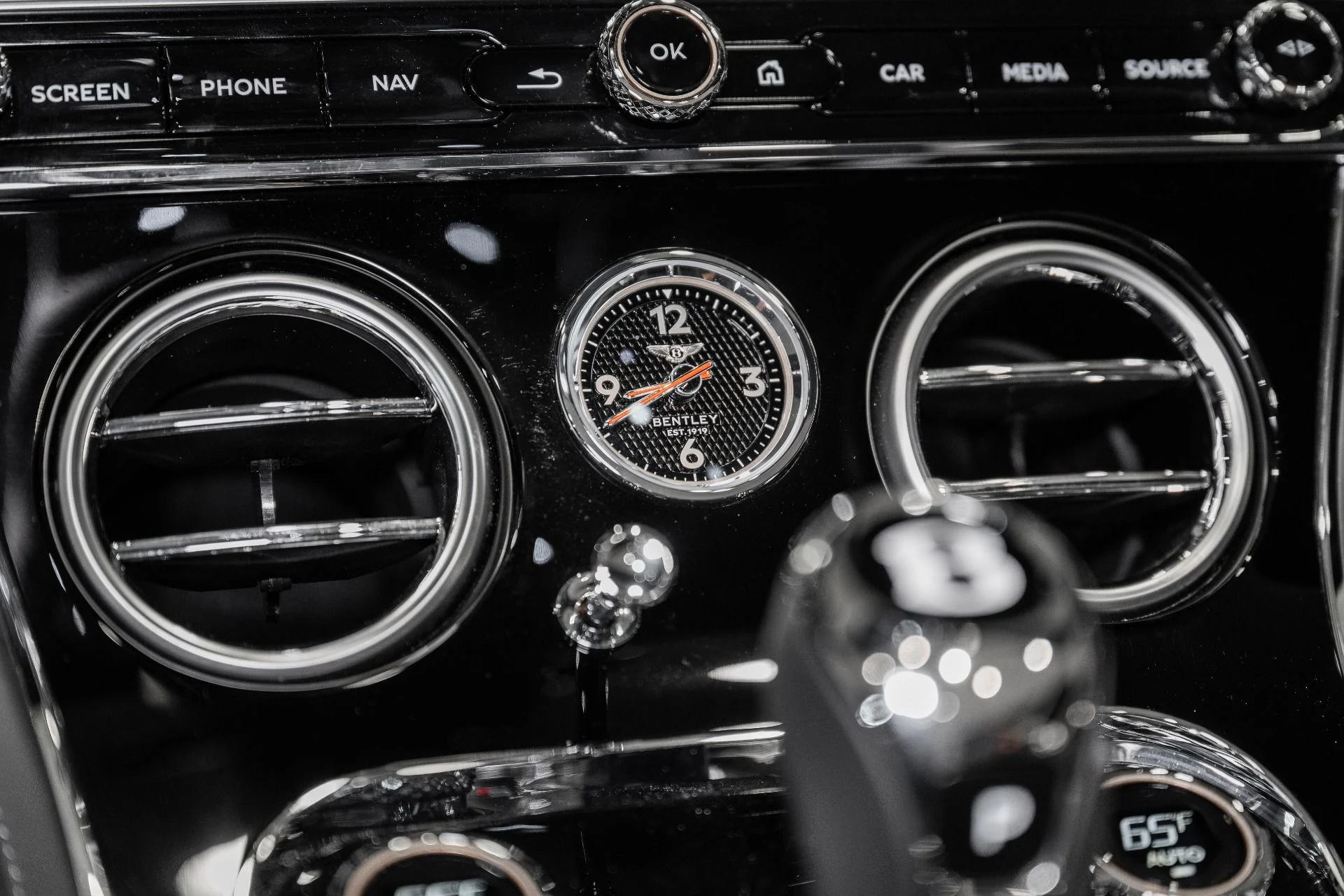 mph034_908353870_Used_2024_Bentley_Continental_GT_V8_1787756974_6ebb9a51e6