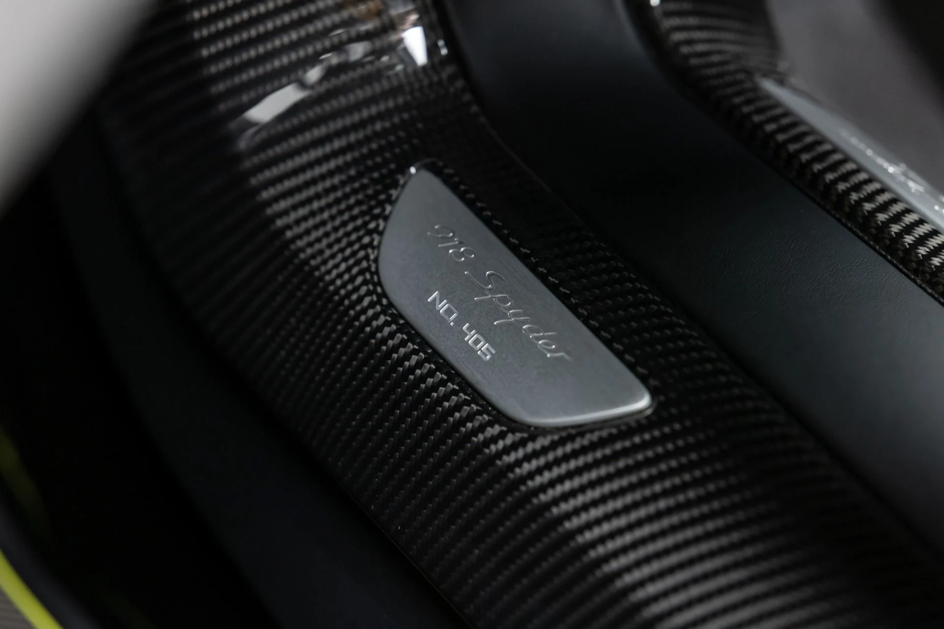 mph034_91271627_13429_p35_l_1279752b06