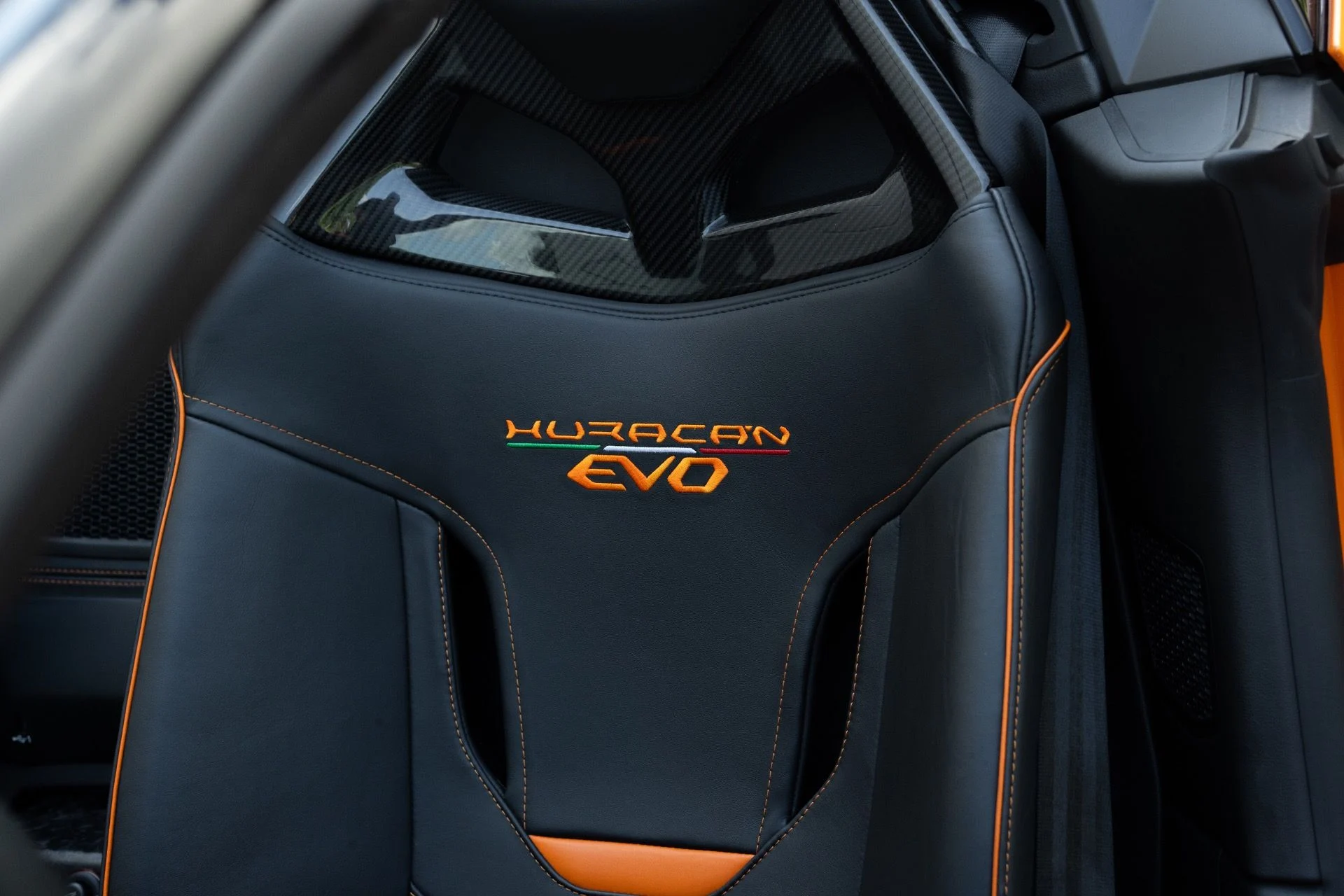 mph034_914319070_Used_2021_Lamborghini_Huracan_EVO_Spyder_1758042504_4351942cd0