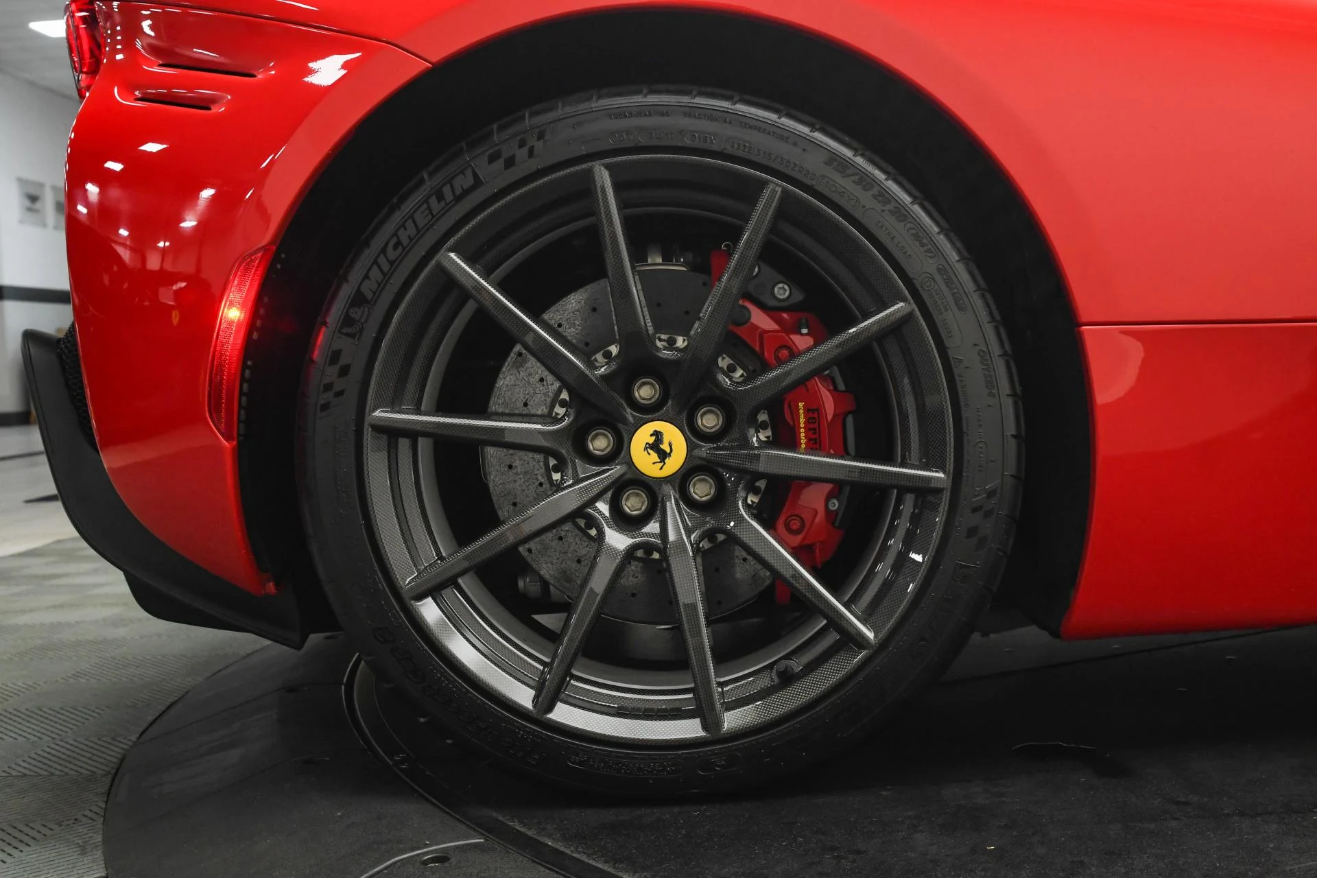 mph034_917545867_Used_2022_Ferrari_SF_90_Spider_1753776197_cd62f637aa