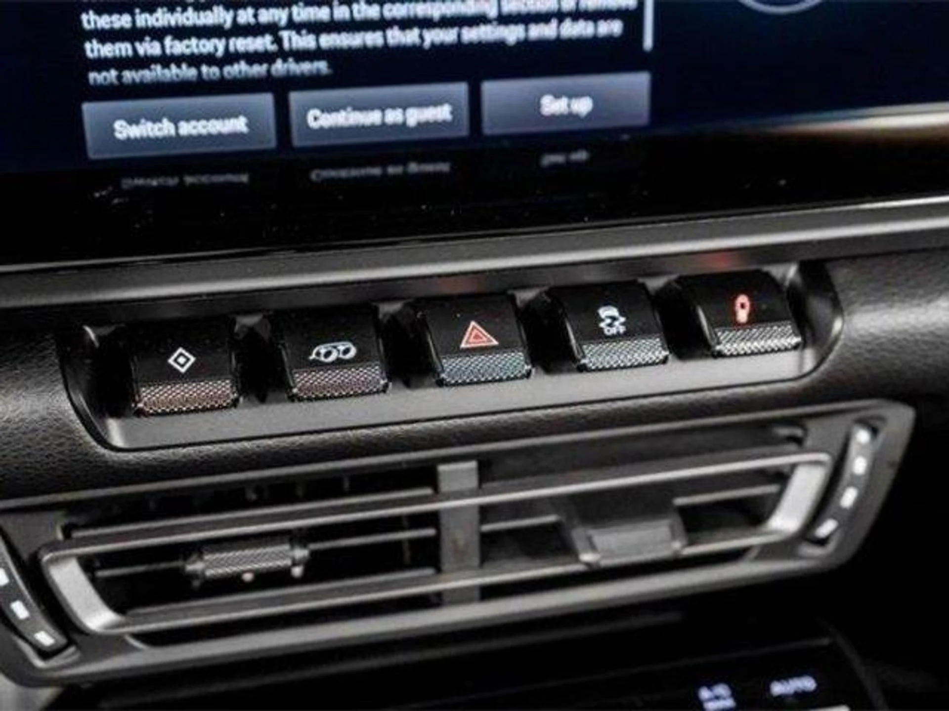 mph034_92970030_Mqj_T_Dp5_PF_5_Yz_Hjn_M3g_Axtzge_I_c9b185ffde