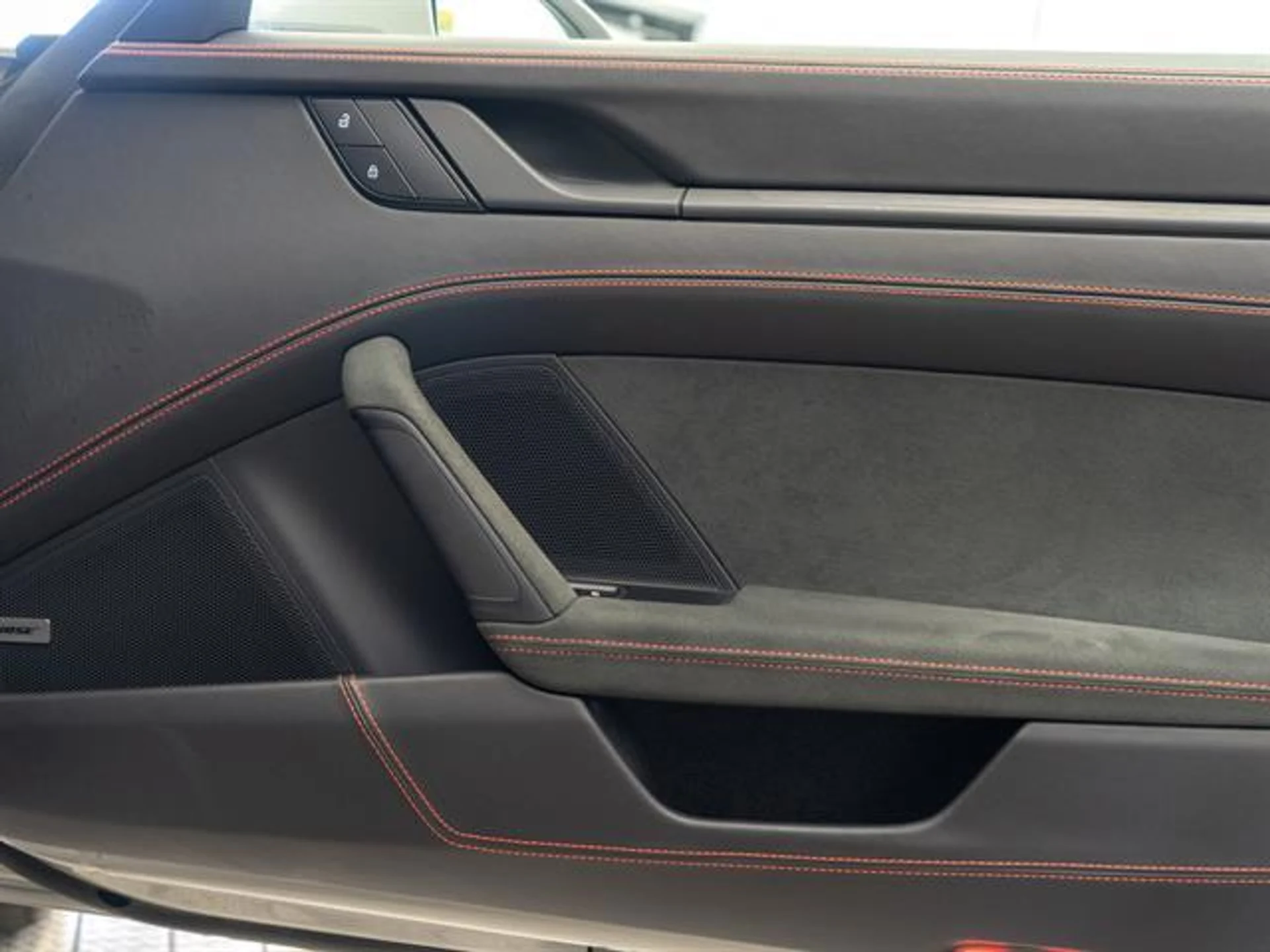 mph034_932304174_T8_Itgvq5_Arlp_Pd_X_Ee_o_Ngrr_W_Hs_8237a5ddd8