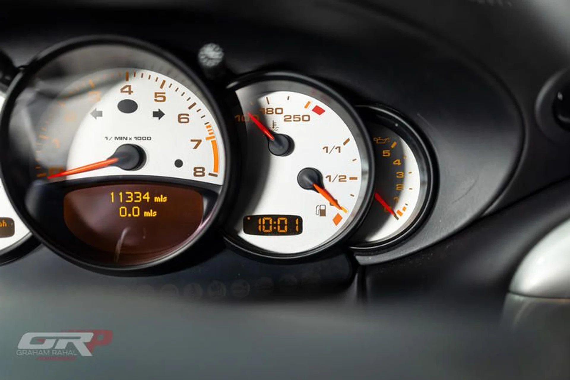 mph034_934117918_902_CA_9_B3_3246_4_CA_7_8175_C56_A7_EC_92214_0e530f6801