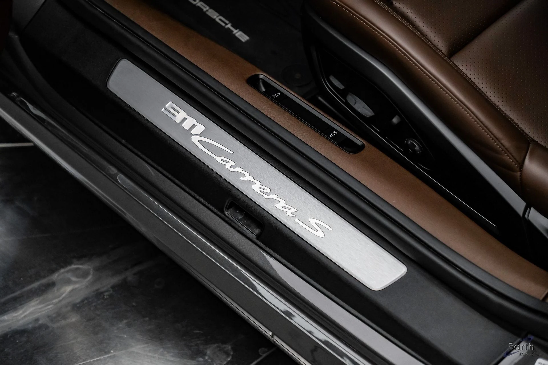 mph034_936304393_d8571fd29315f35933d4b8b03c039e43x_241c0afc0e